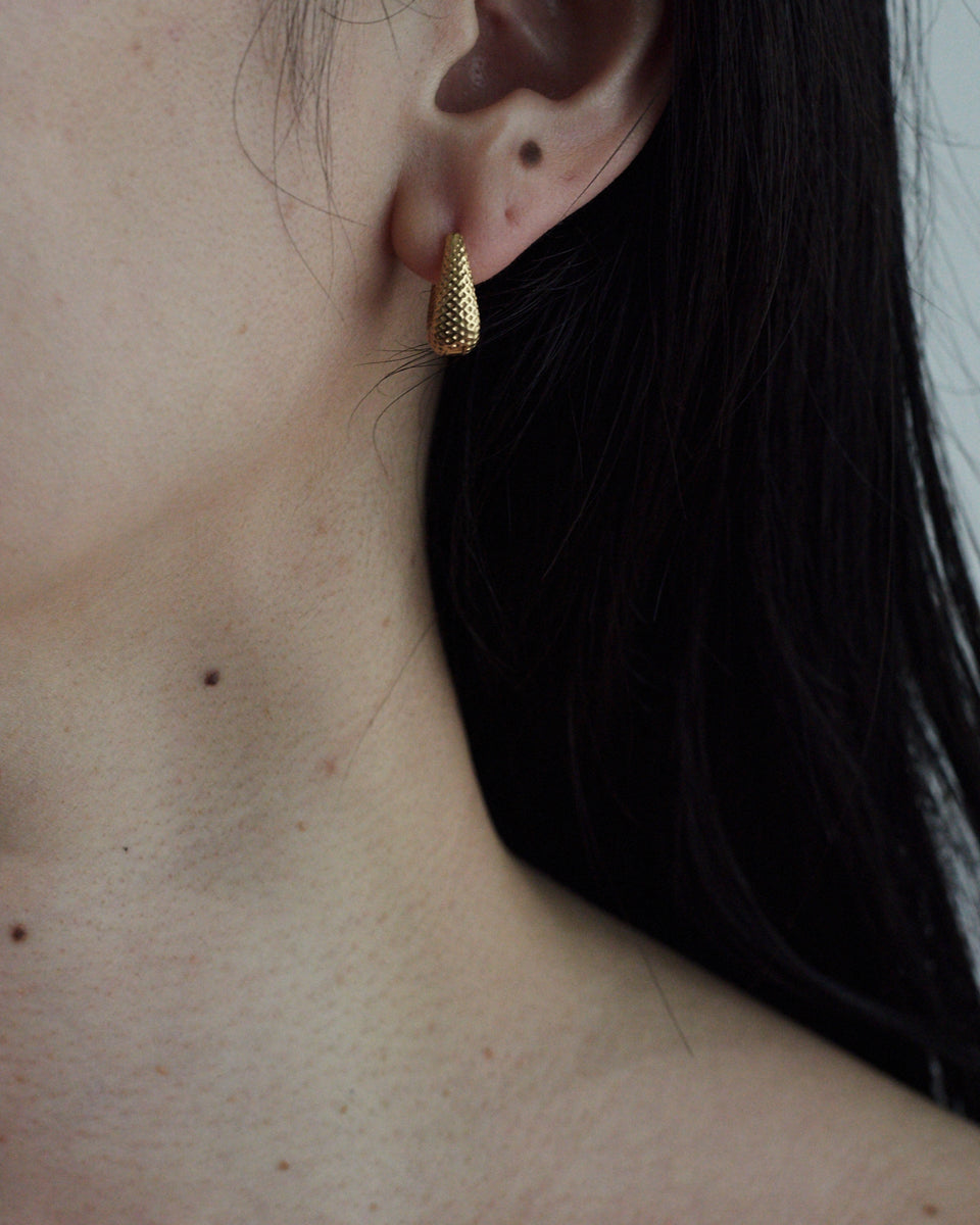 R.ALAGAN/TINY TINY DOT PUFFY HOOPS(GOLD)