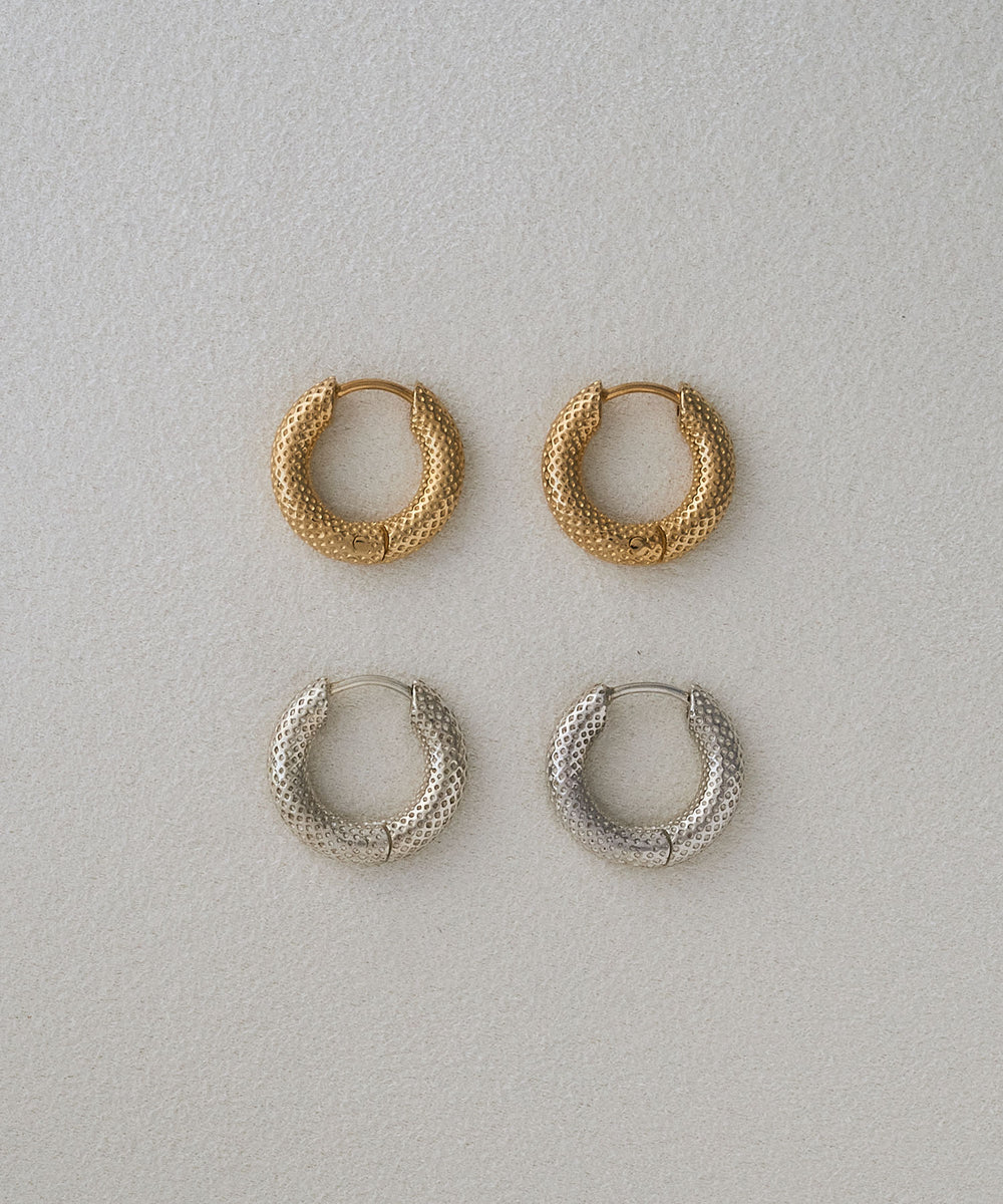 TINY DOT HOOPS｜R.ALAGAN(ララガン)公式通販｜ジュエリー