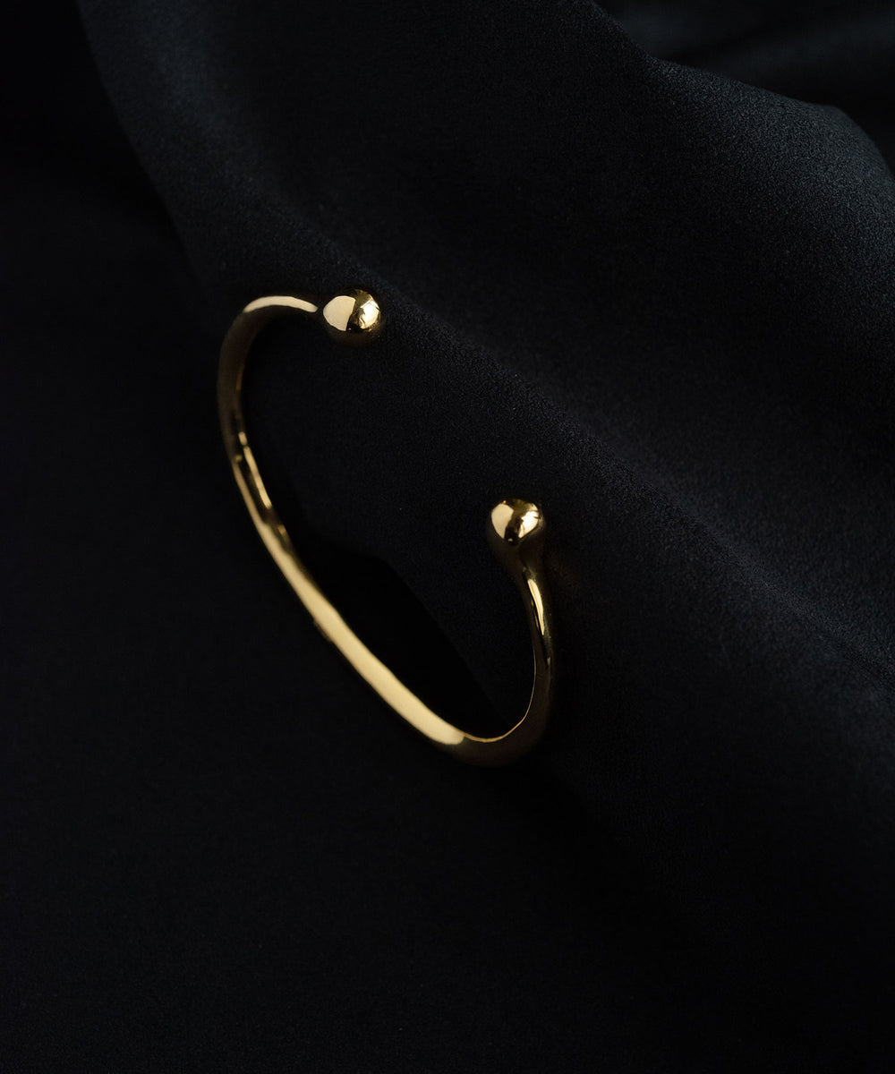 THIN FIBULA BANGLE｜R.ALAGAN(ララガン)公式通販｜バングル