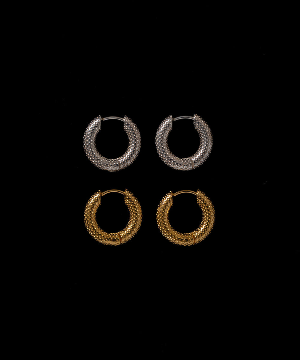 TINY DOT HOOPS｜R.ALAGAN(ララガン)公式通販｜ジュエリー