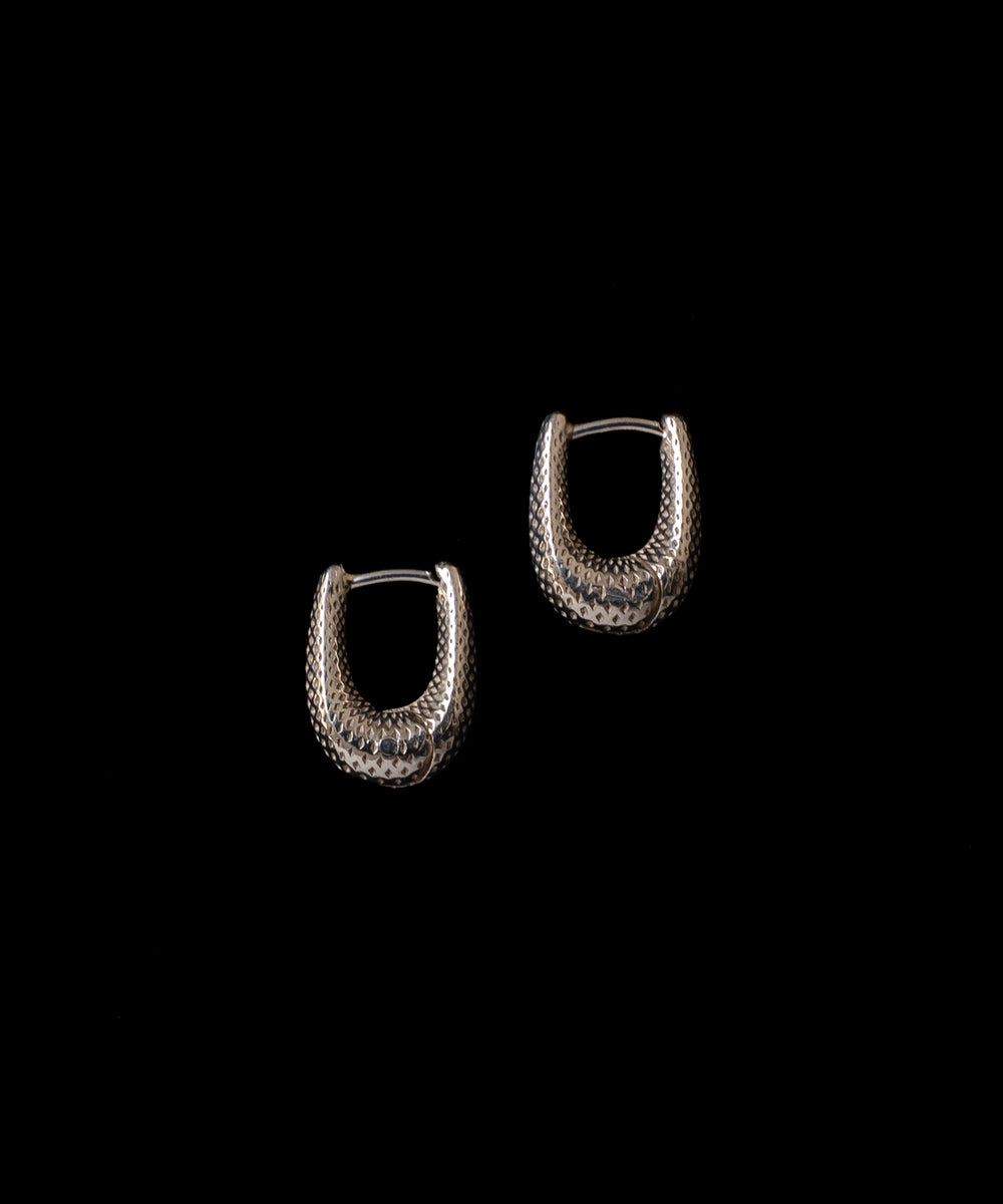 TINY TINY DOT PUFFY HOOPS｜R.ALAGAN(ララガン)公式通販｜