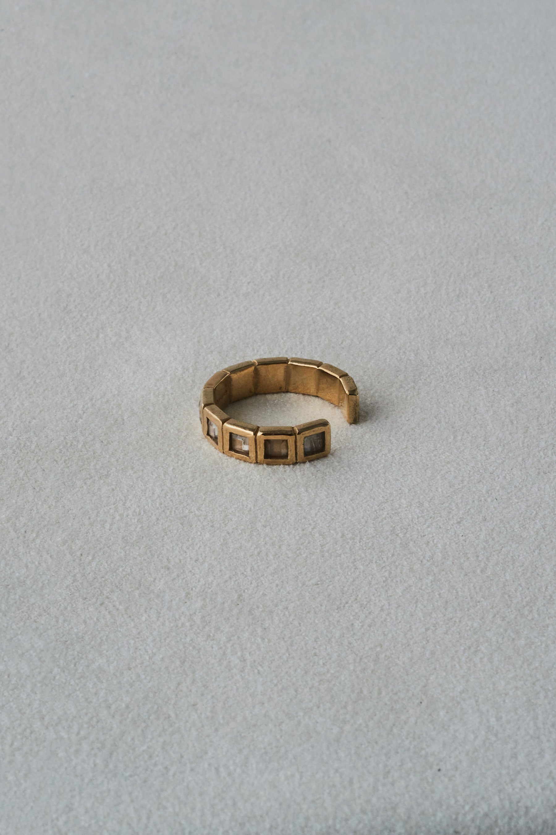 SMALL TILE RING / TOPAZ