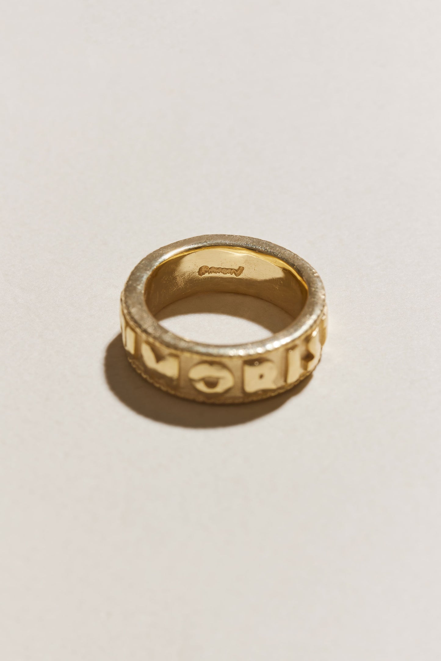ENGRAVED RING "GOOD HUMORIST"