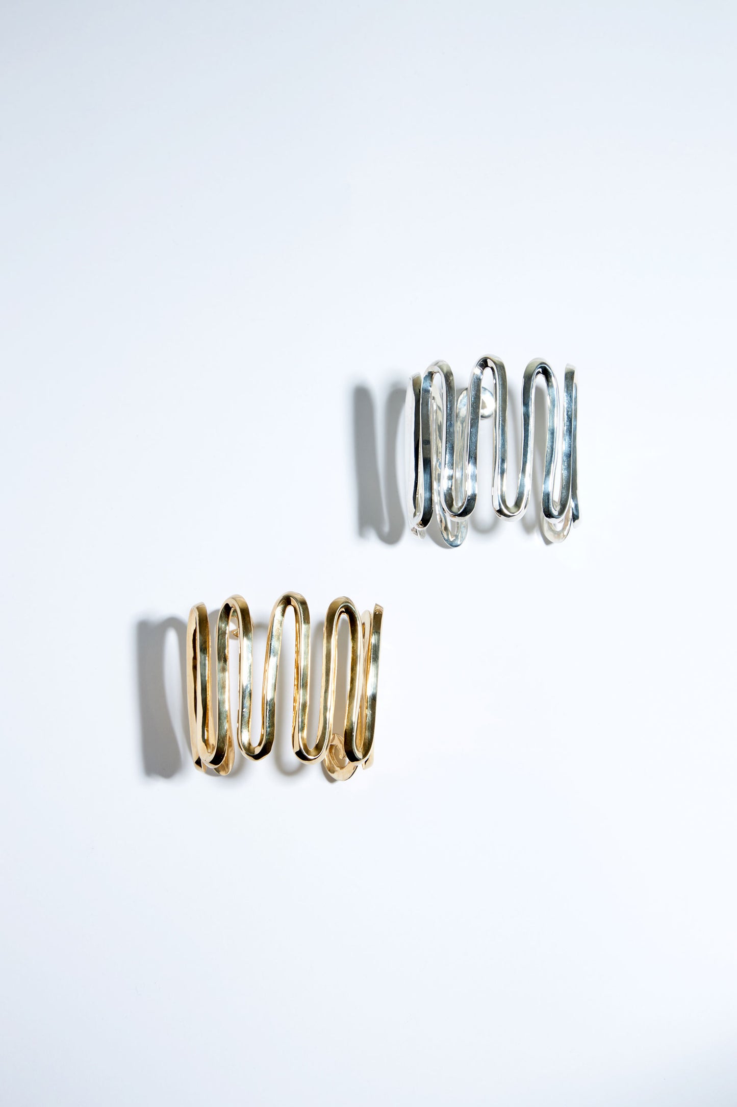 FICKLE  BANGLE
