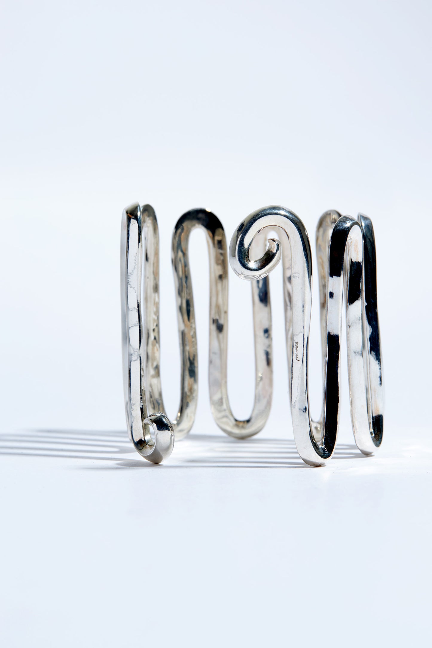 FICKLE  BANGLE