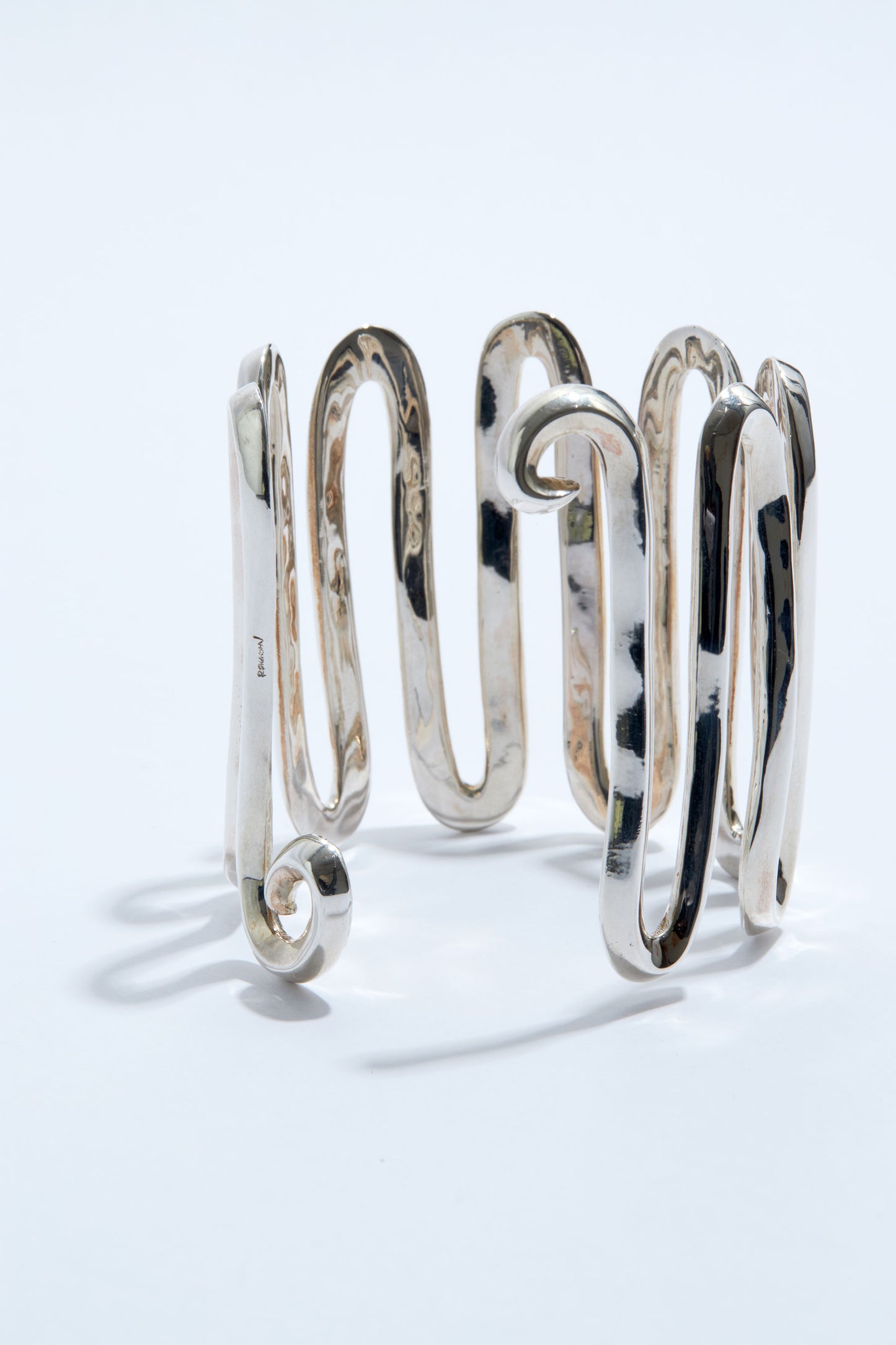 FICKLE  BANGLE