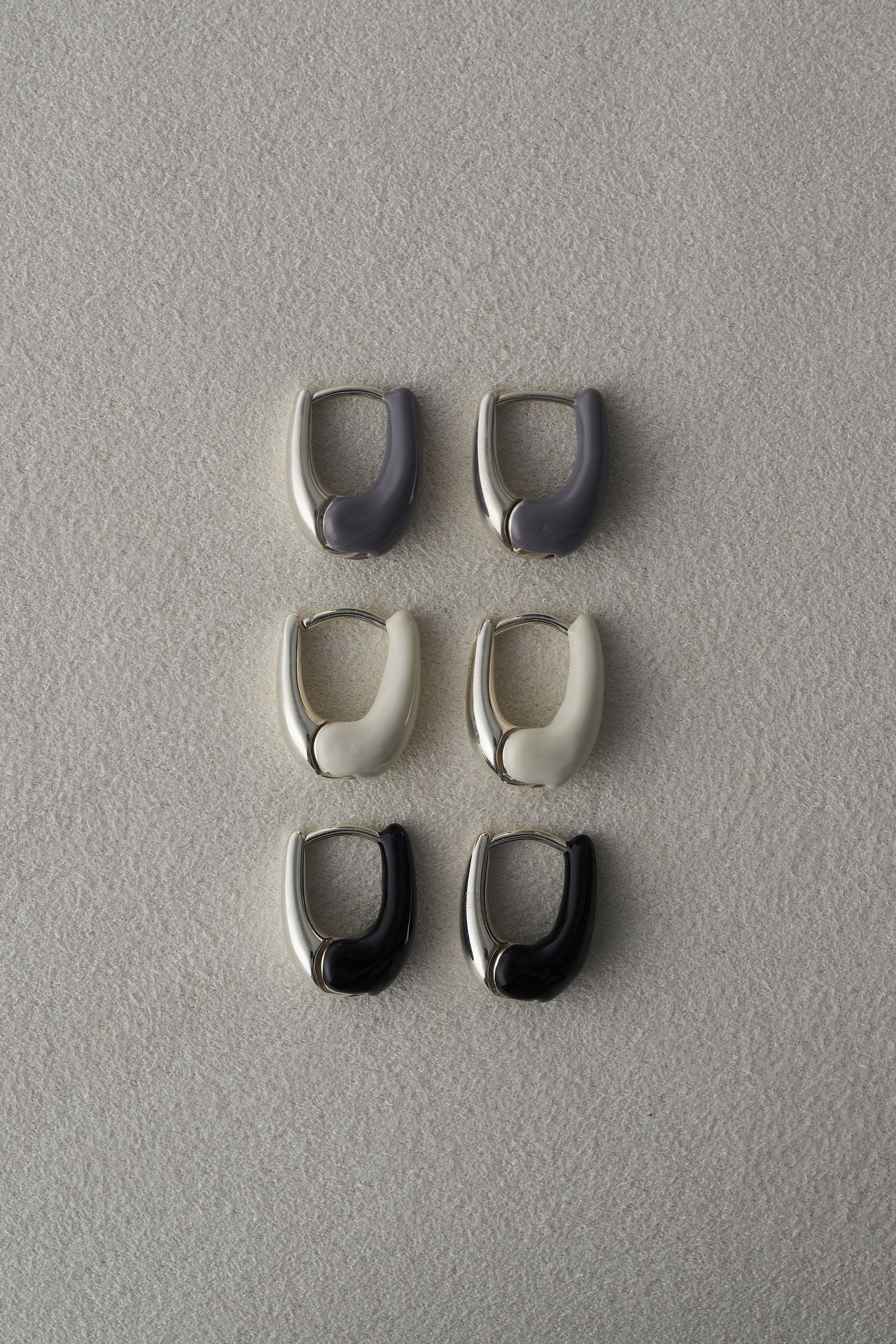 DIPPED TINY TINY PUFFY HOOPS｜R.ALAGAN(ララガン)公式通販