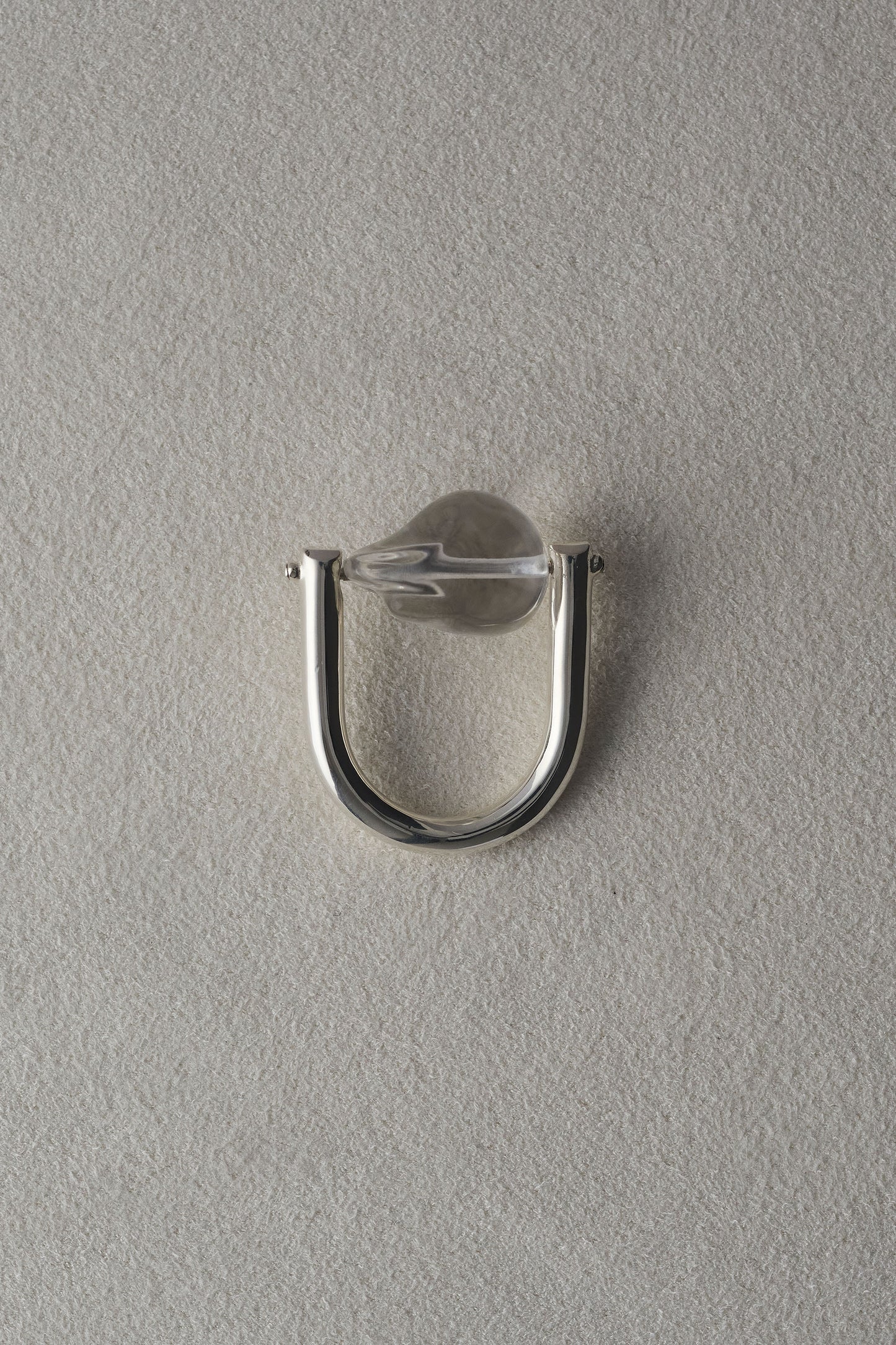 DISTORTED STONE RING