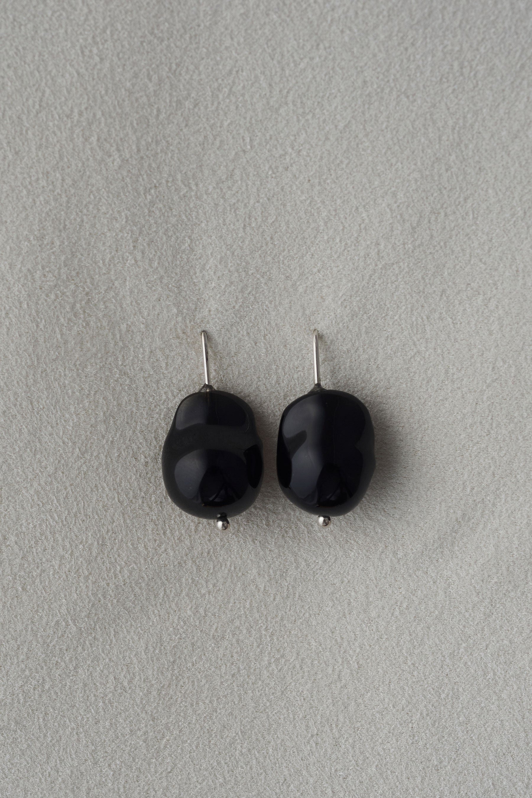 DISTORTED STONE EARRINGS｜R.ALAGAN(ララガン)公式通販