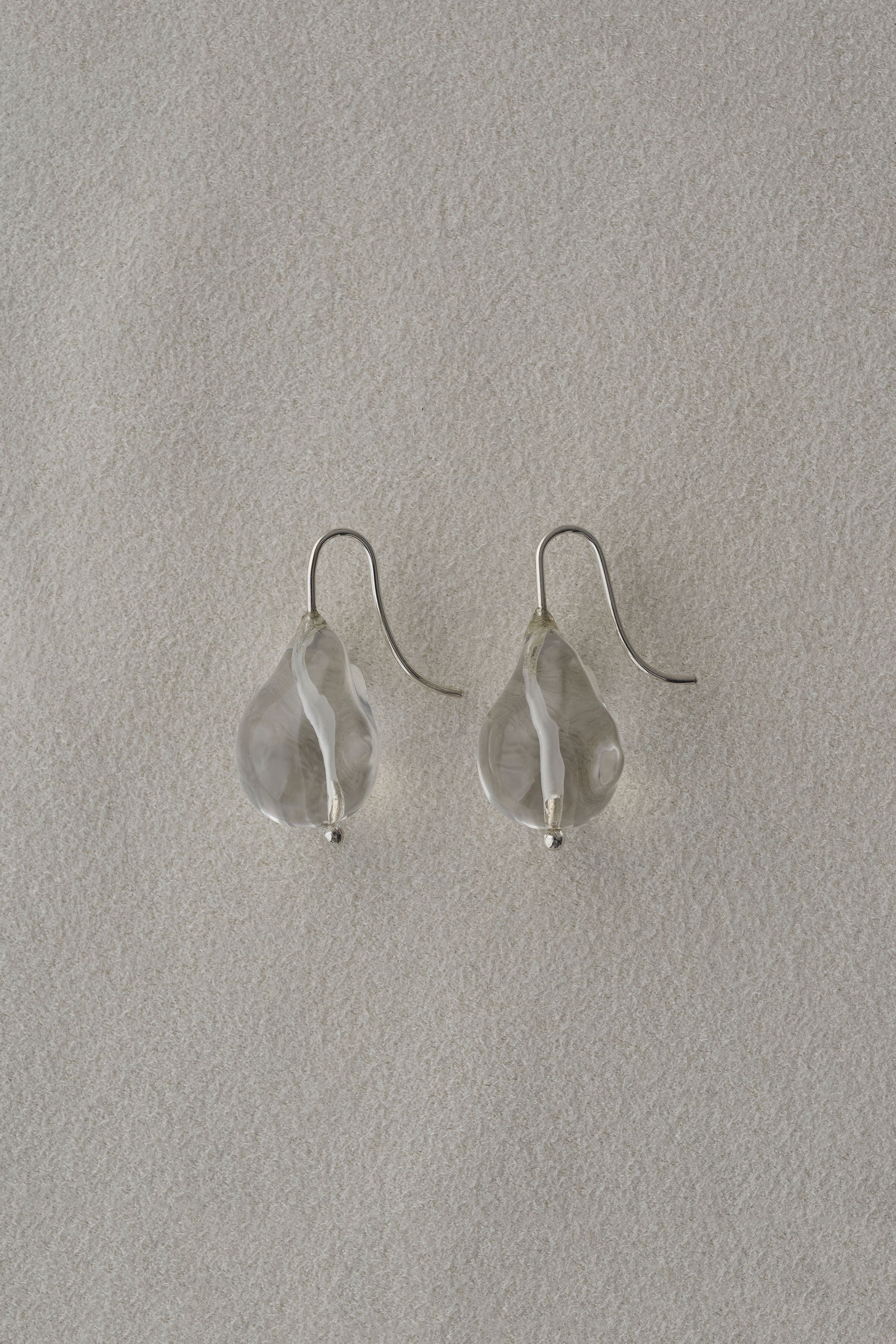 DISTORTED STONE EARRINGS｜R.ALAGAN(ララガン)公式通販