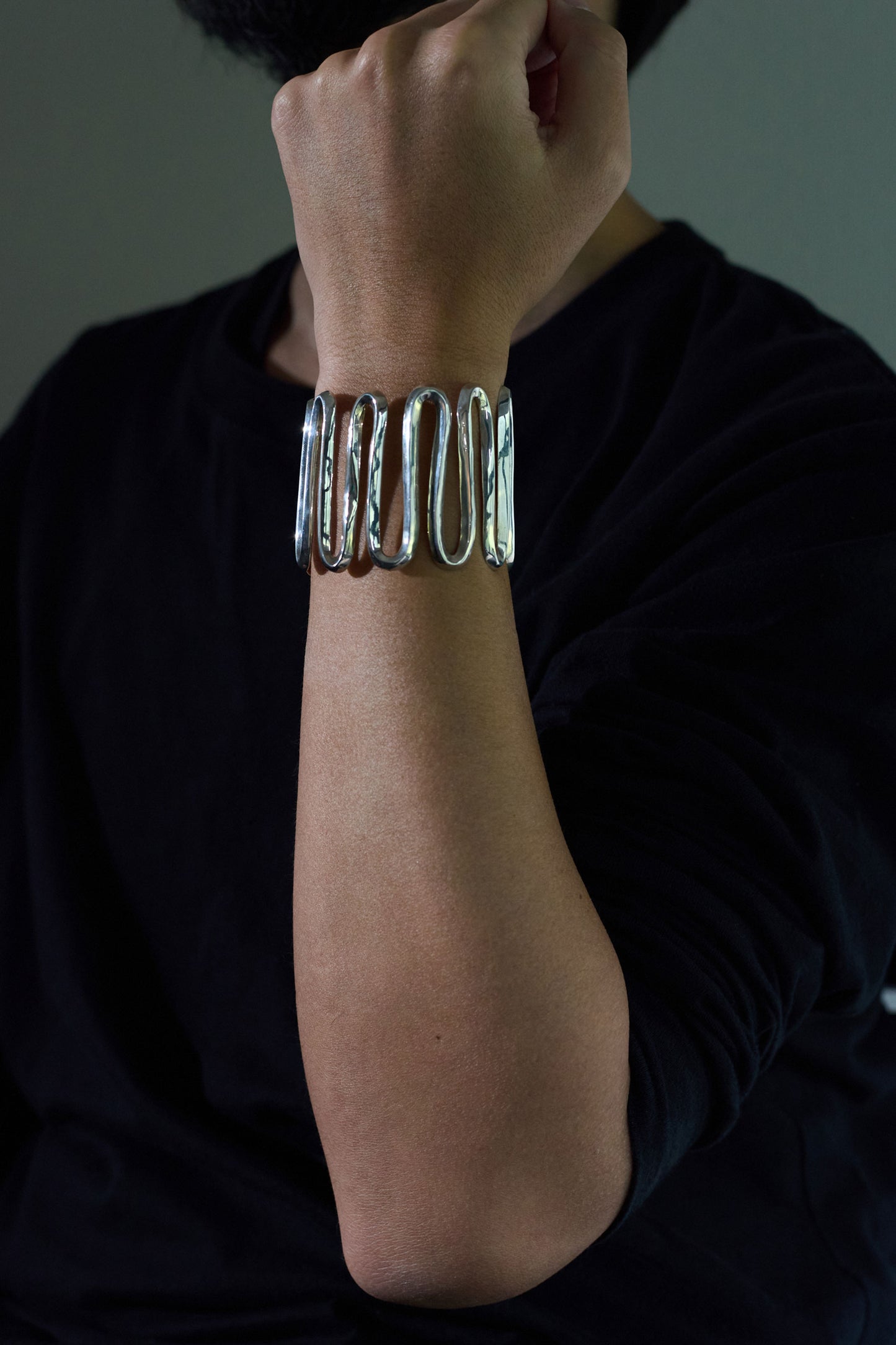 FICKLE  BANGLE