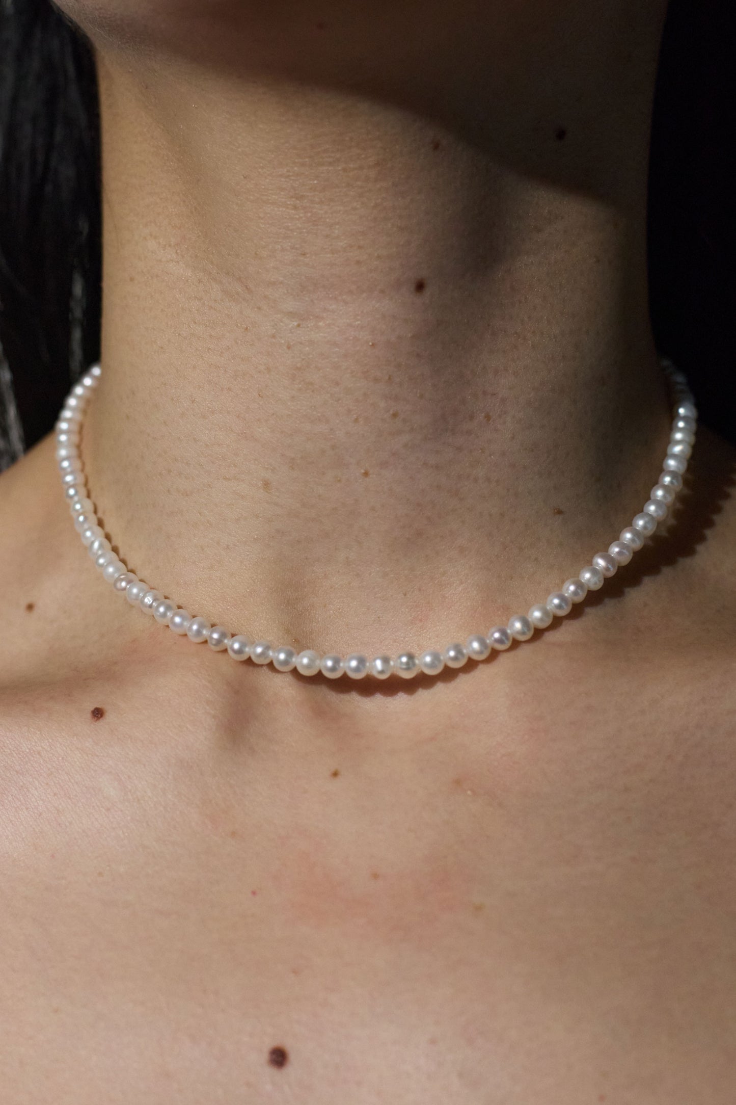 BABY PEARL COLLAR