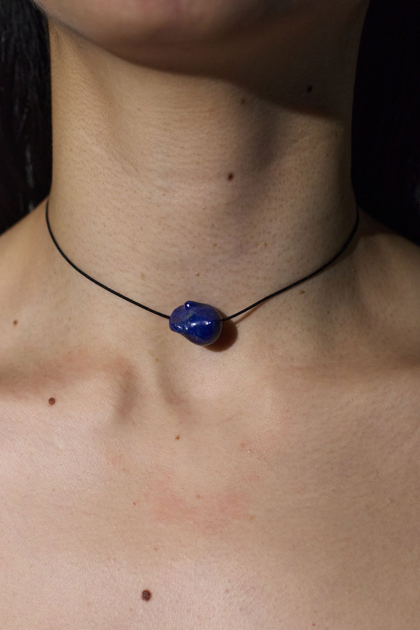 DISTORTED STONE CHOKER
