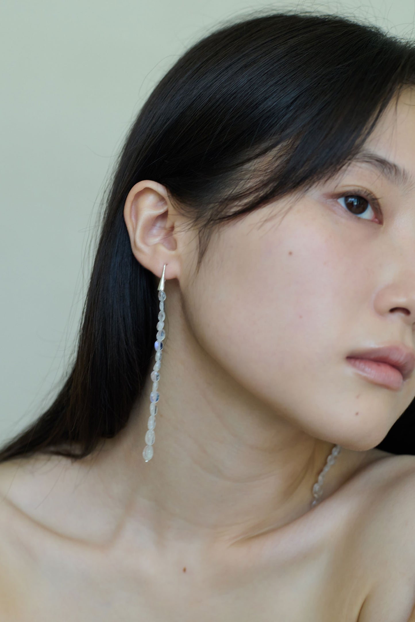 STEPPING STONE EARRINGS MOONSTONE