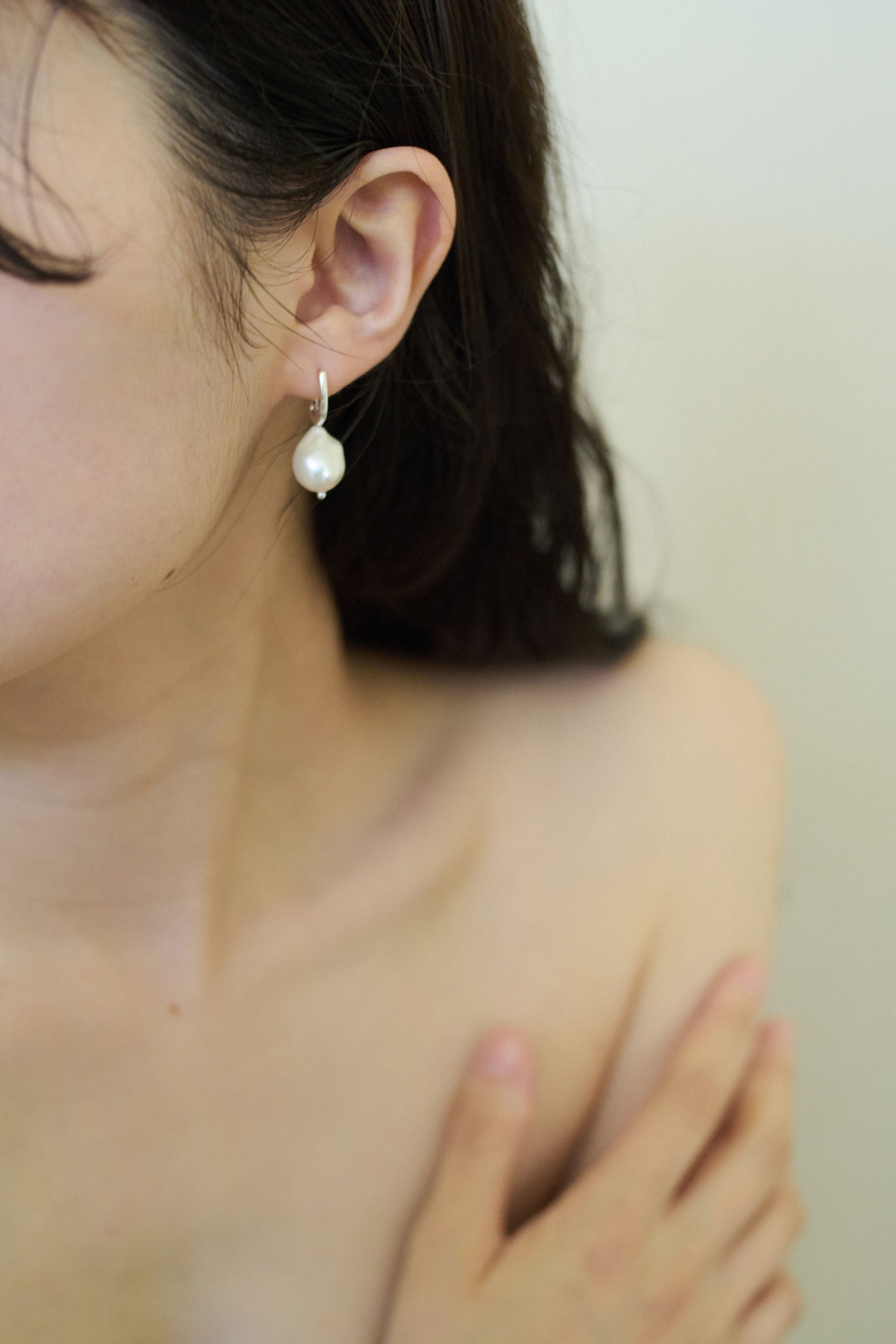DEWDROP PEARL HOOPS