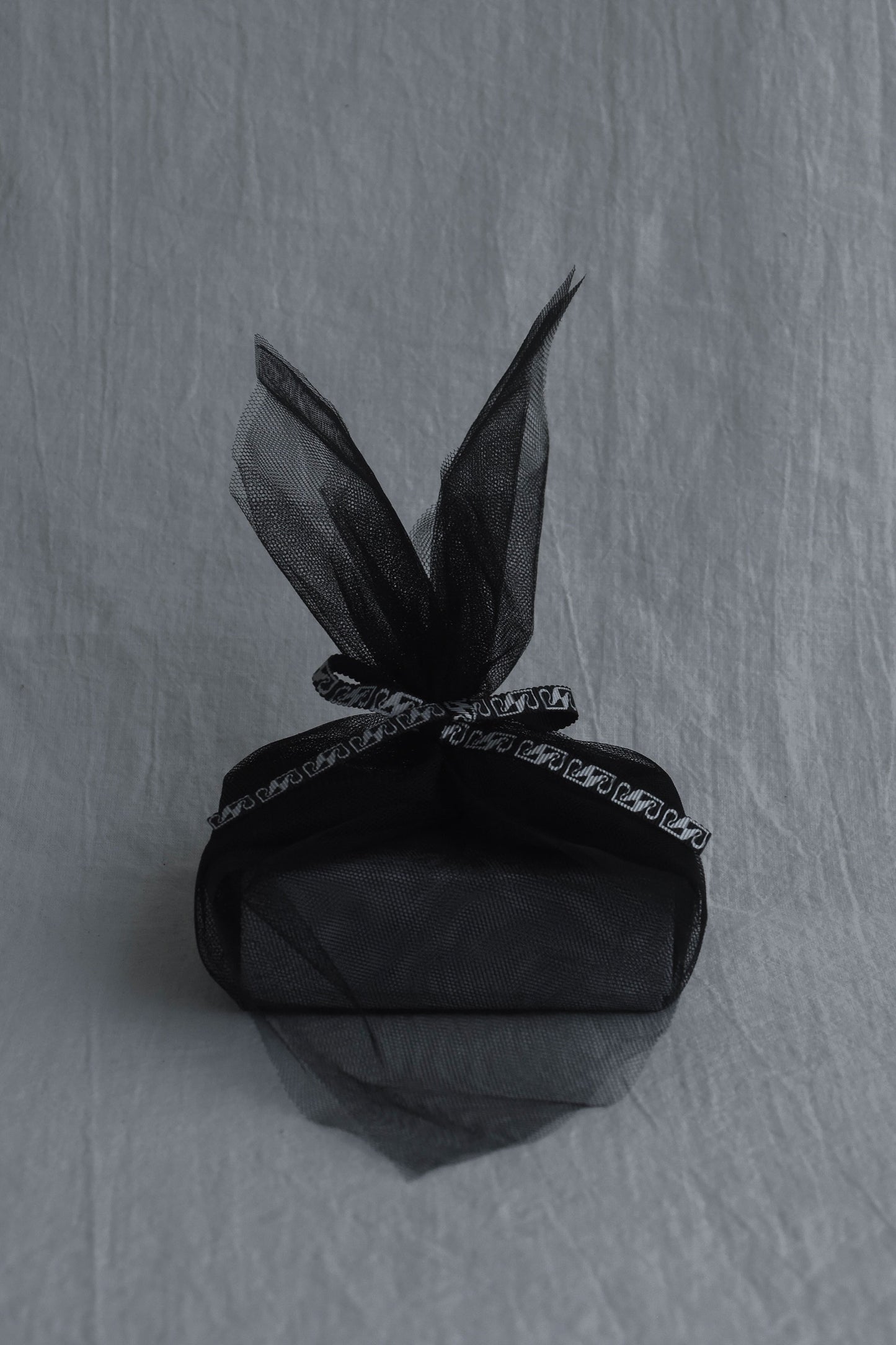 GIFT WRAPPING