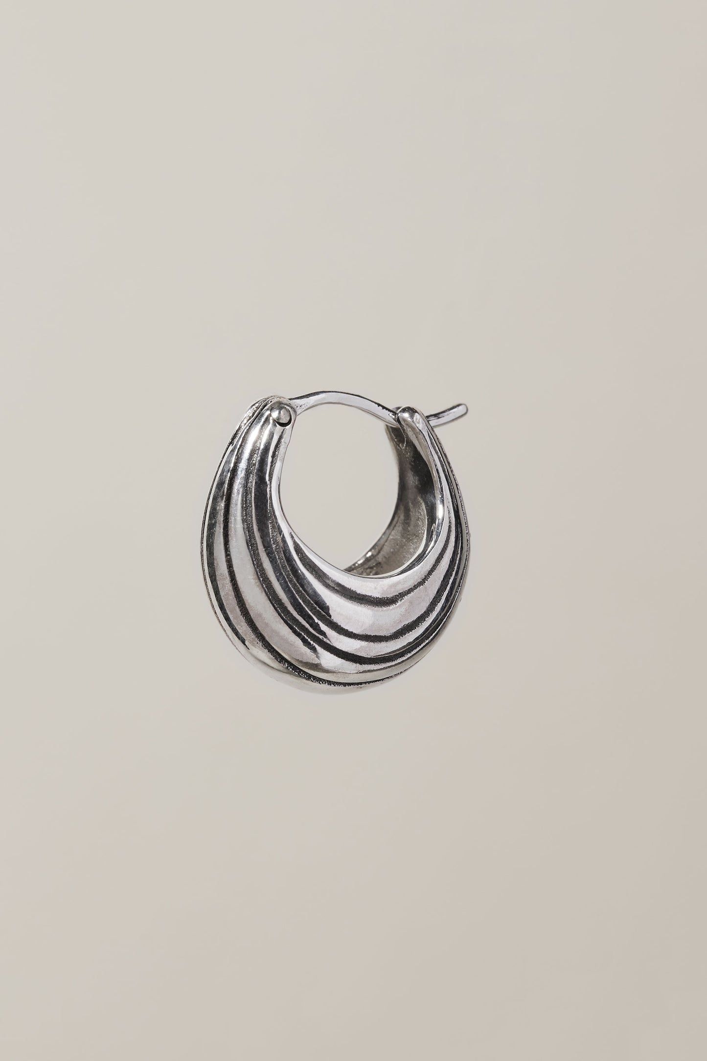 SHIMA HOOPS