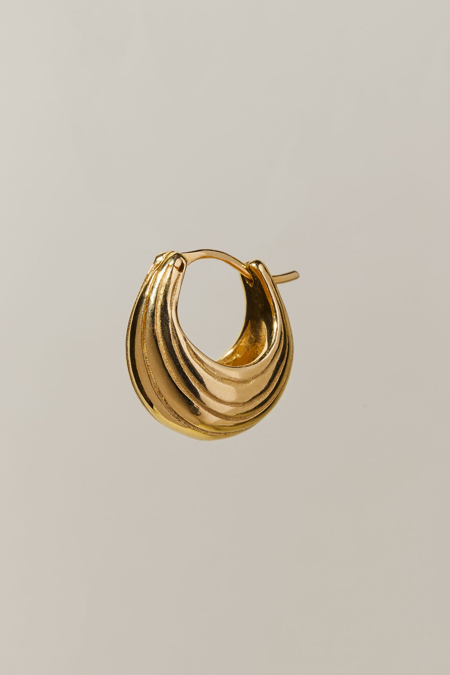 SHIMA HOOPS