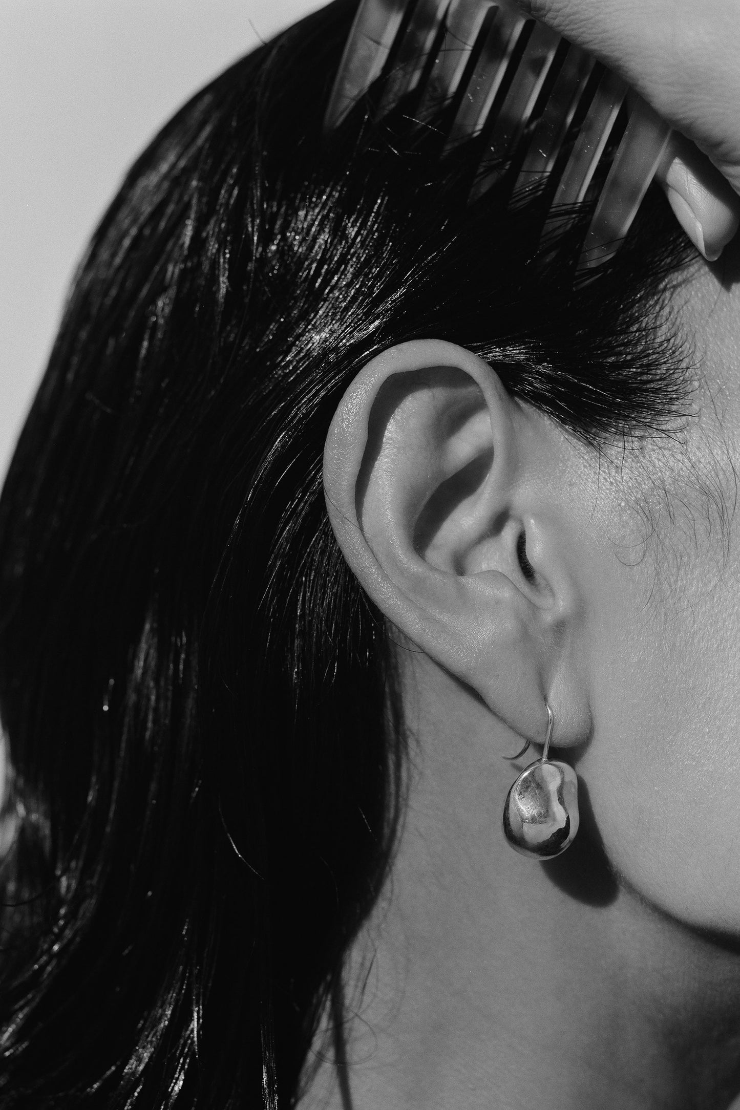 SILVER PEARL EARRINGS