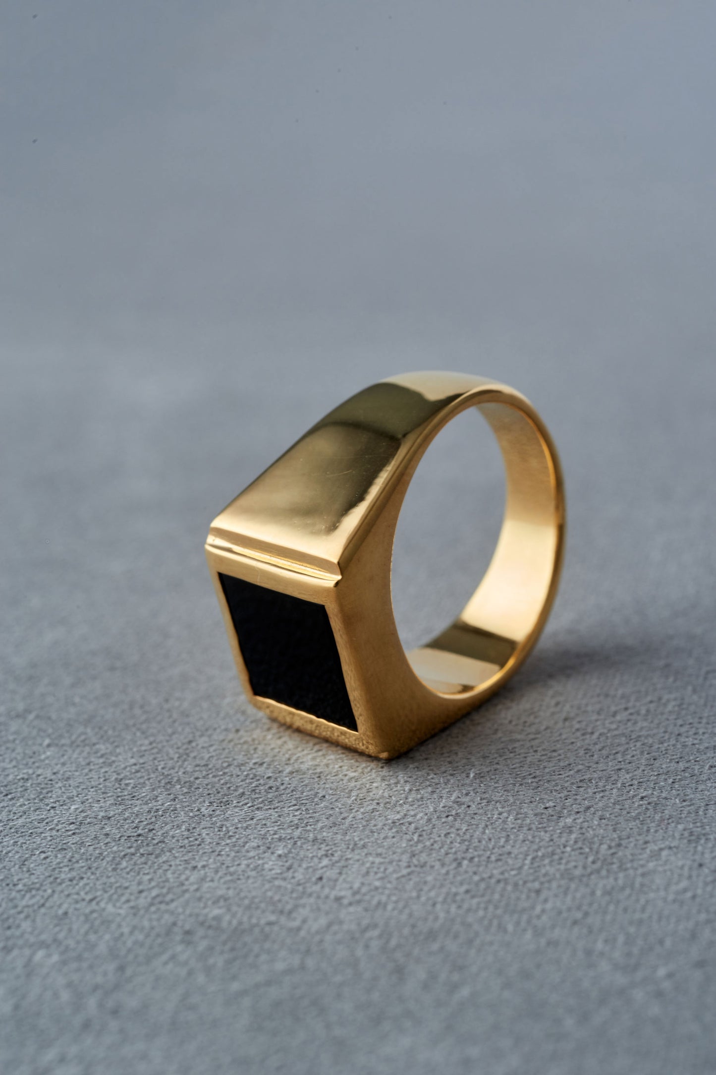 GRAND FATHER RING ONYX