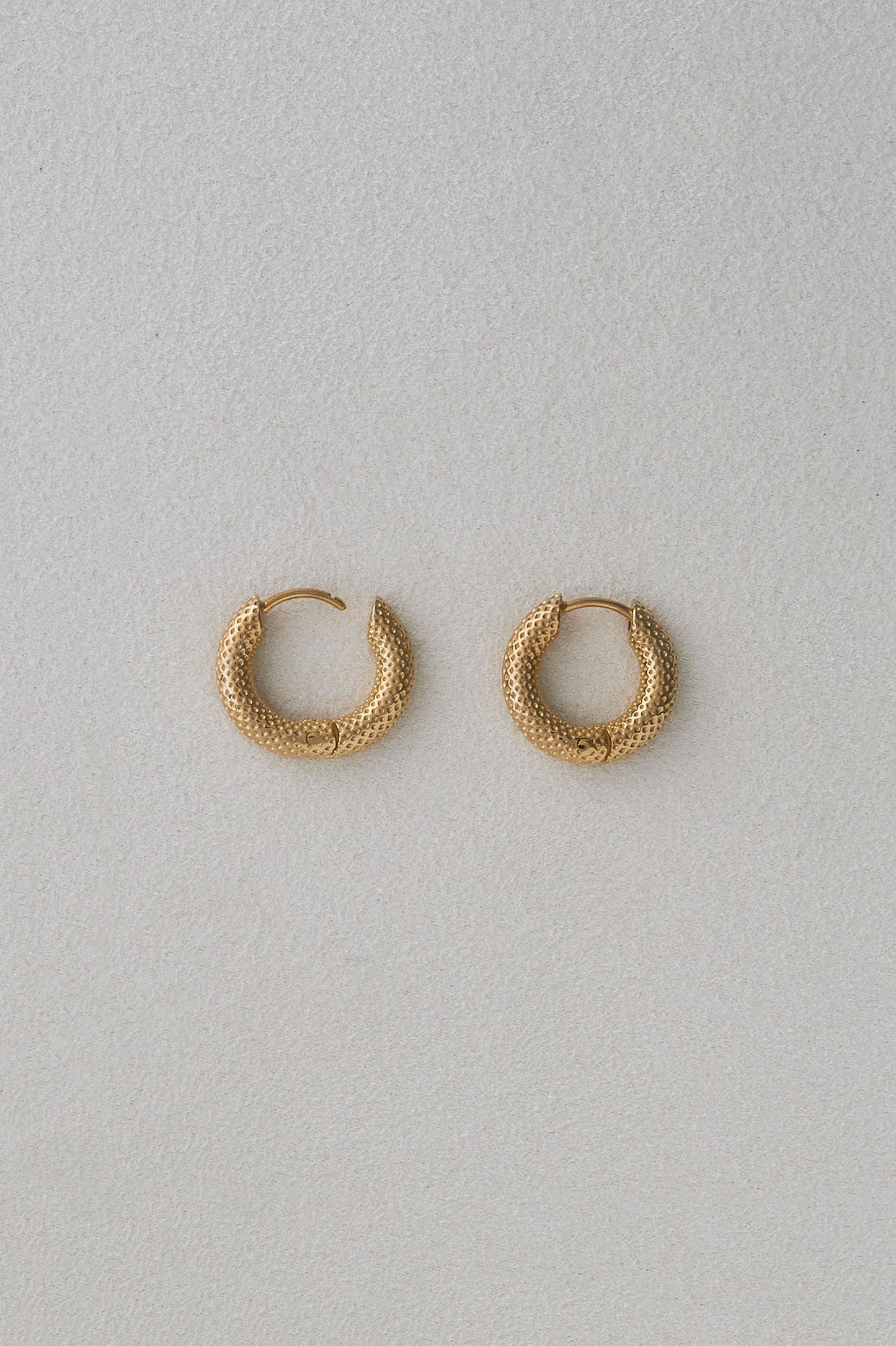 TINY DOT HOOPS