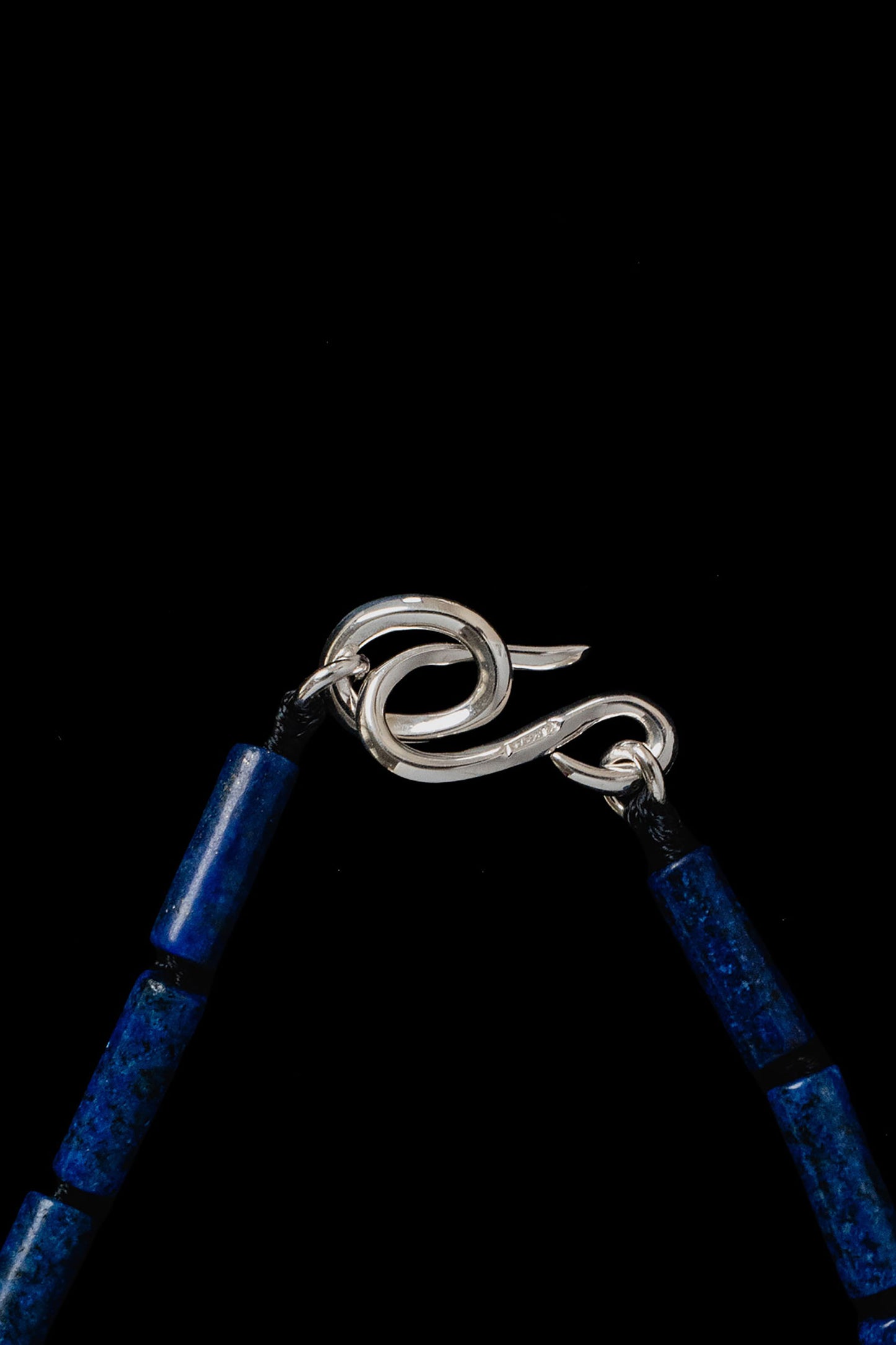 SMALL TUBE LAPIS NECKLACE