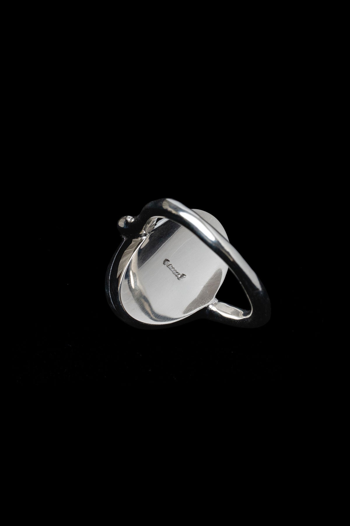 PUFFY STONE RING/ BLACK JADEITE