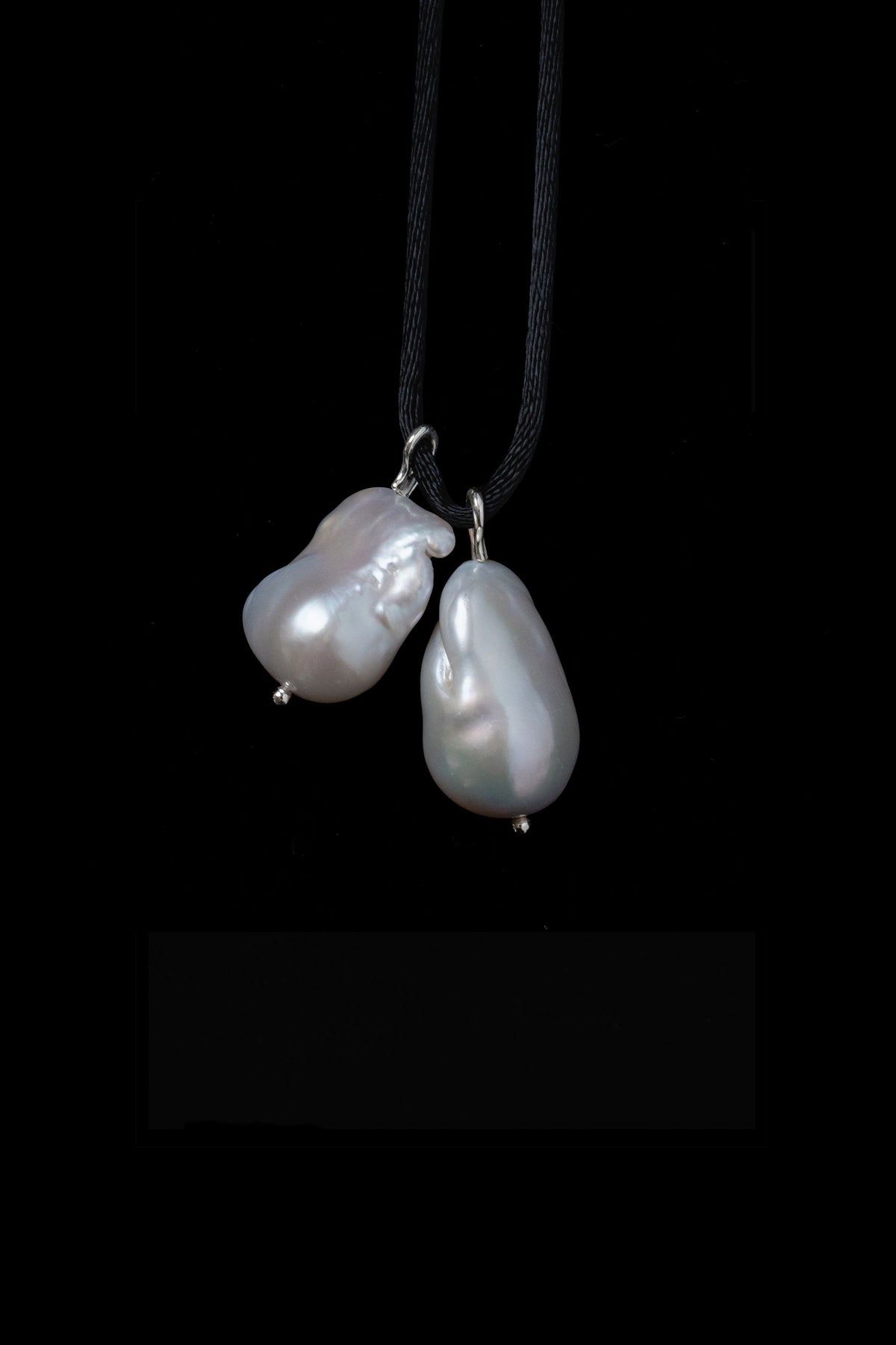 BRIDGET PEARL PENDANT