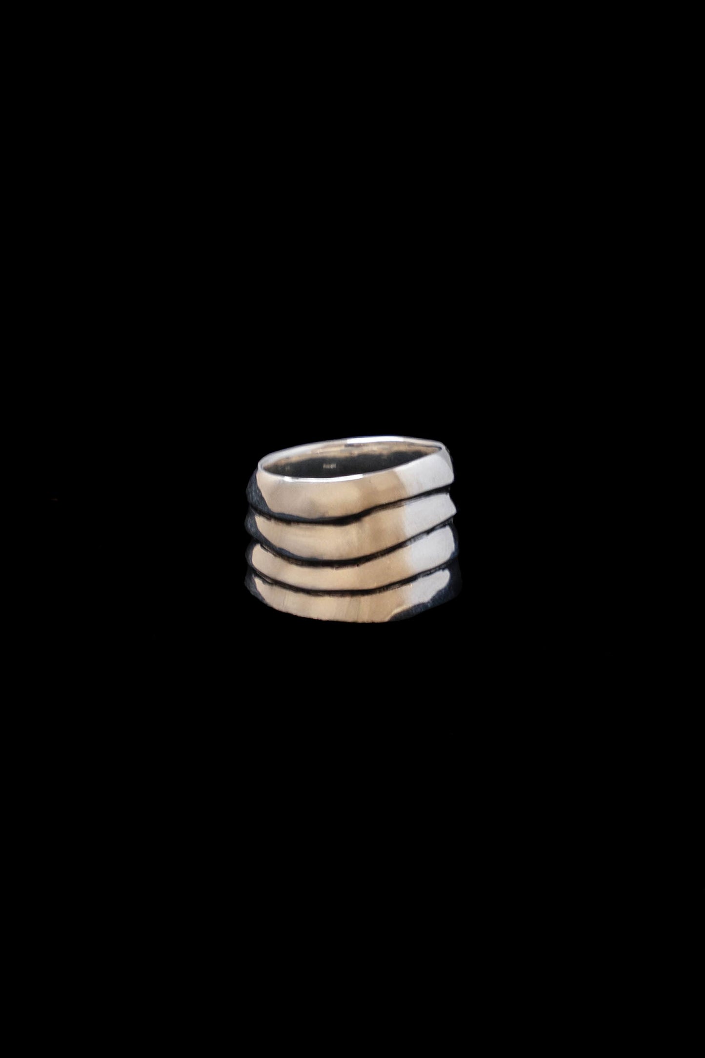 RIPPLE RING