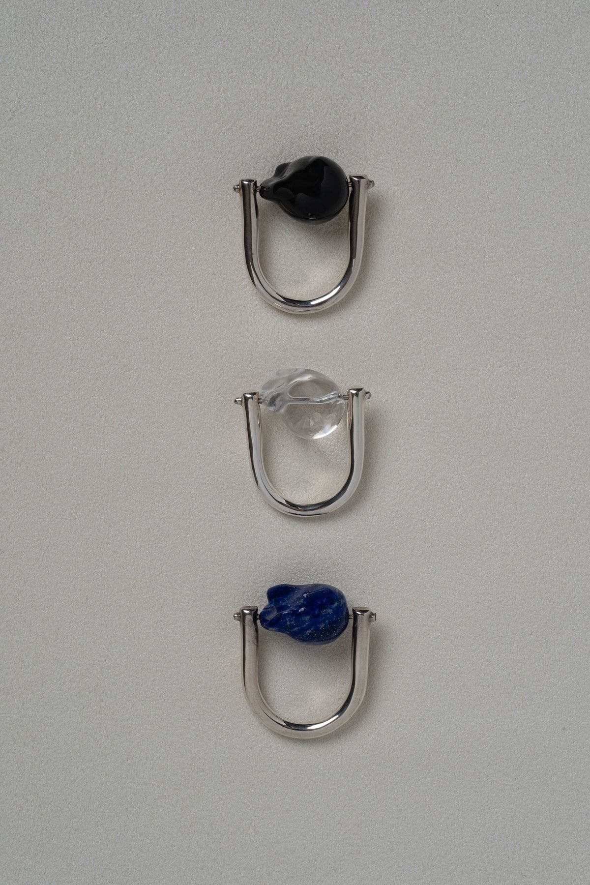 DISTORTED STONE RING