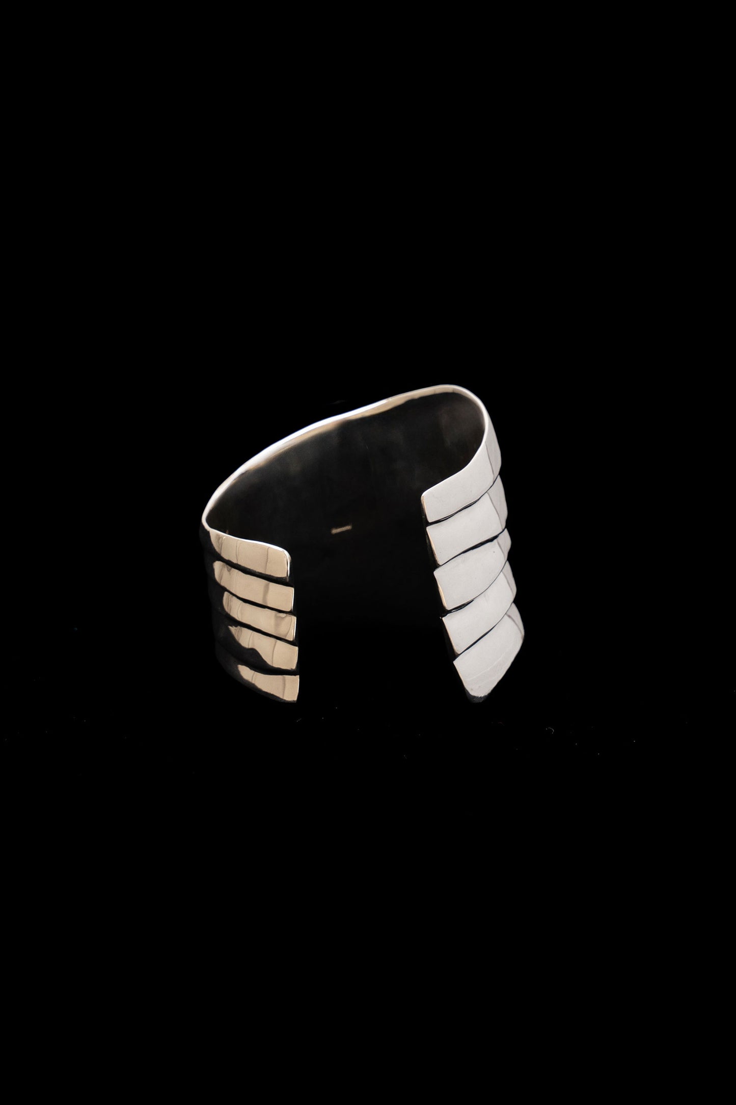 RIPPLE BANGLE