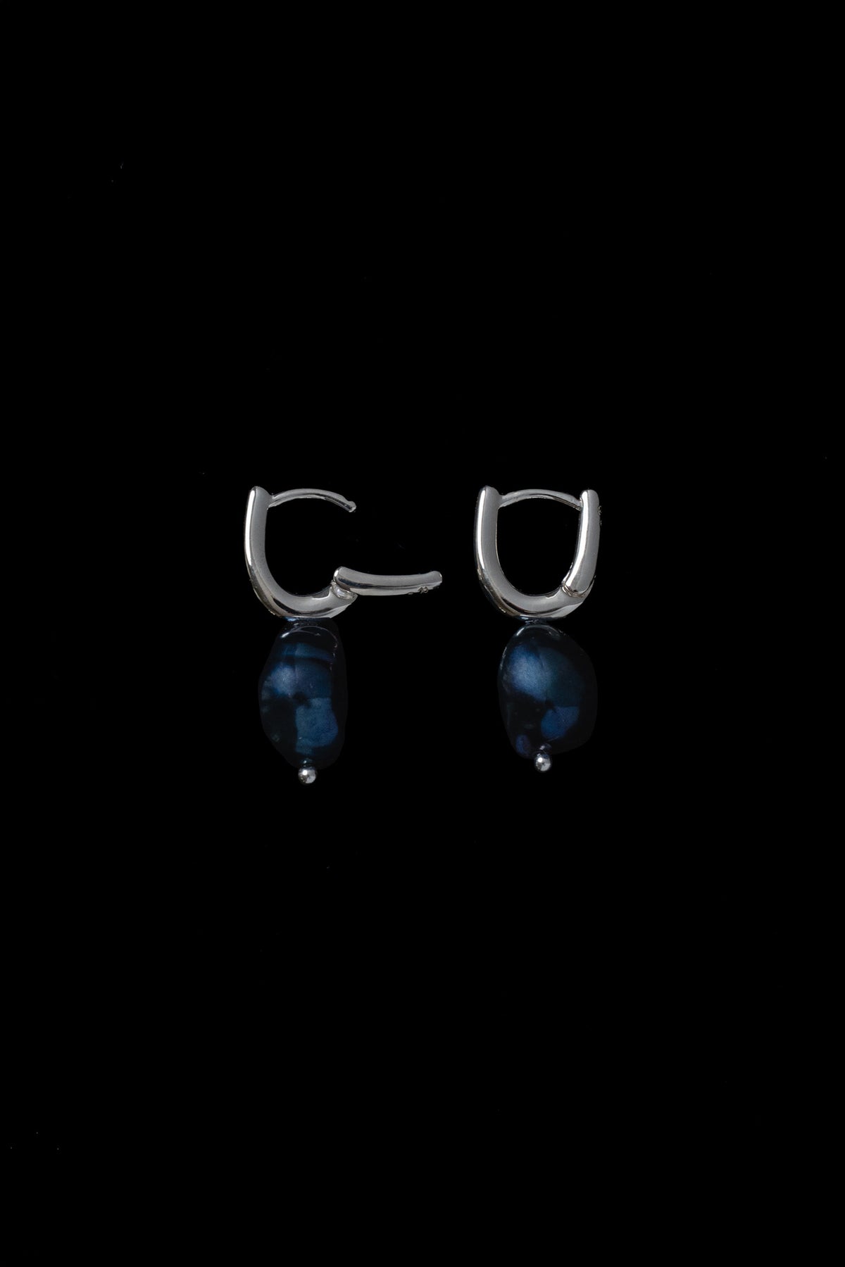 DEWDROP RURI PEARL HOOPS