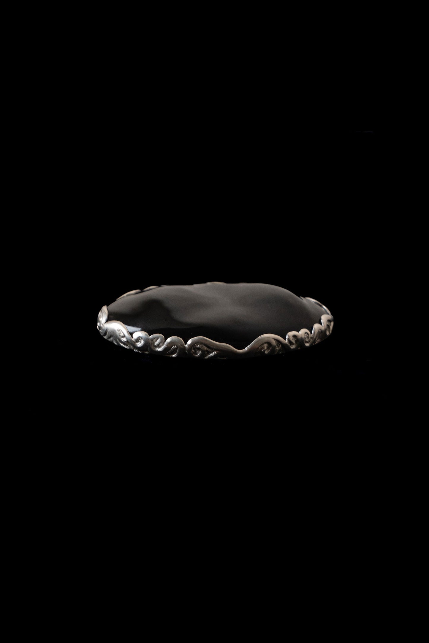 NOIR RENE BROOCH