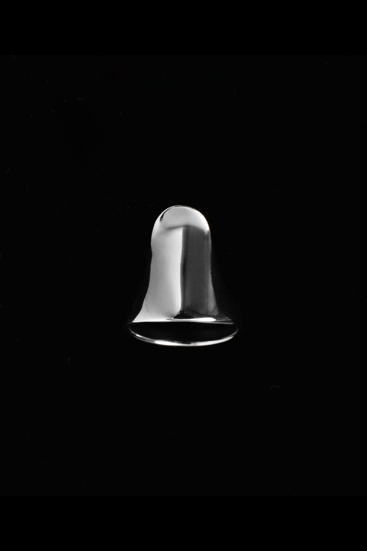 NAIL RING