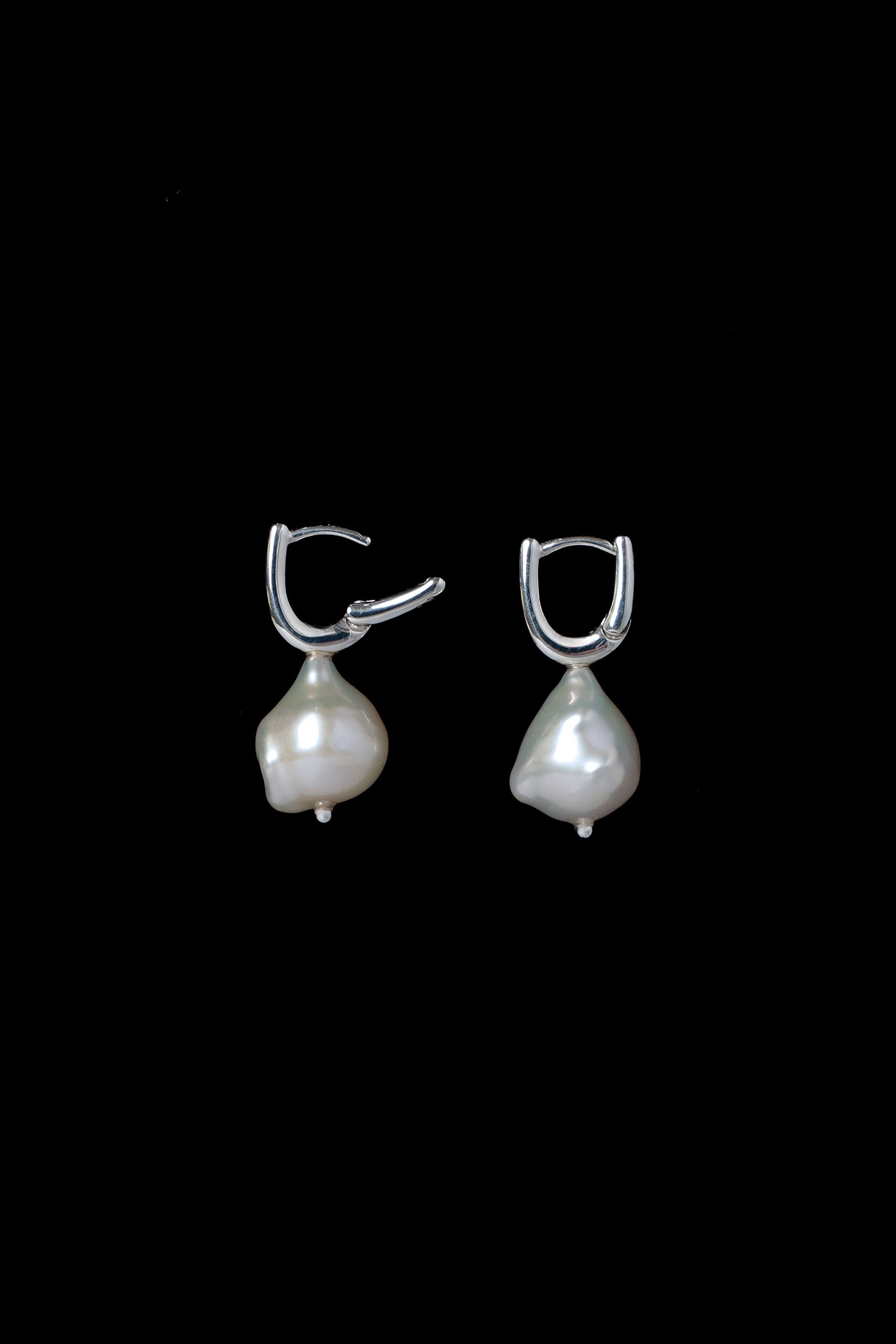 DEWDROP PEARL HOOPS｜R.ALAGAN(ララガン)公式通販｜バロックパール