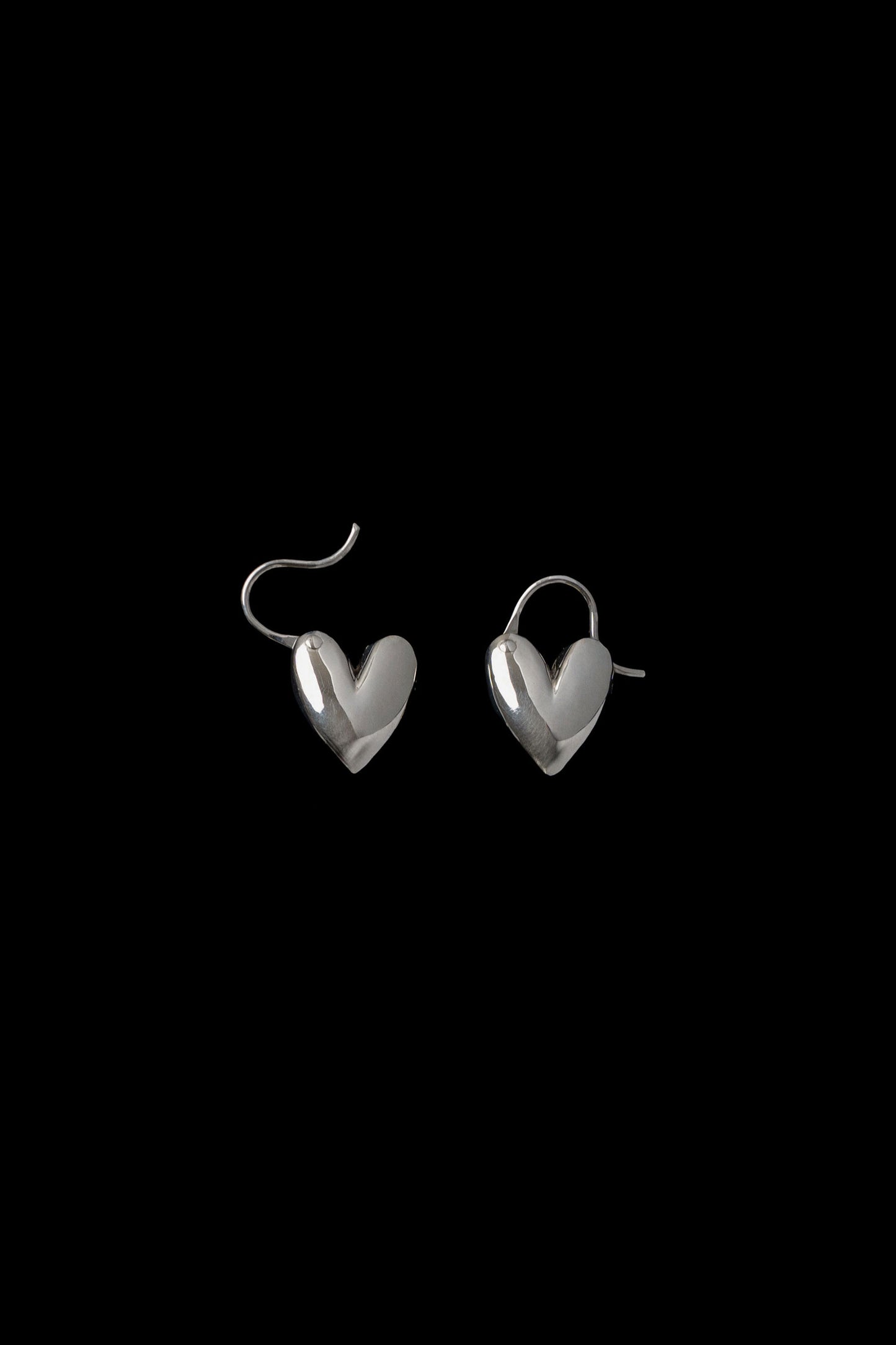 TINY TINY PUFFY HEART HOOPS