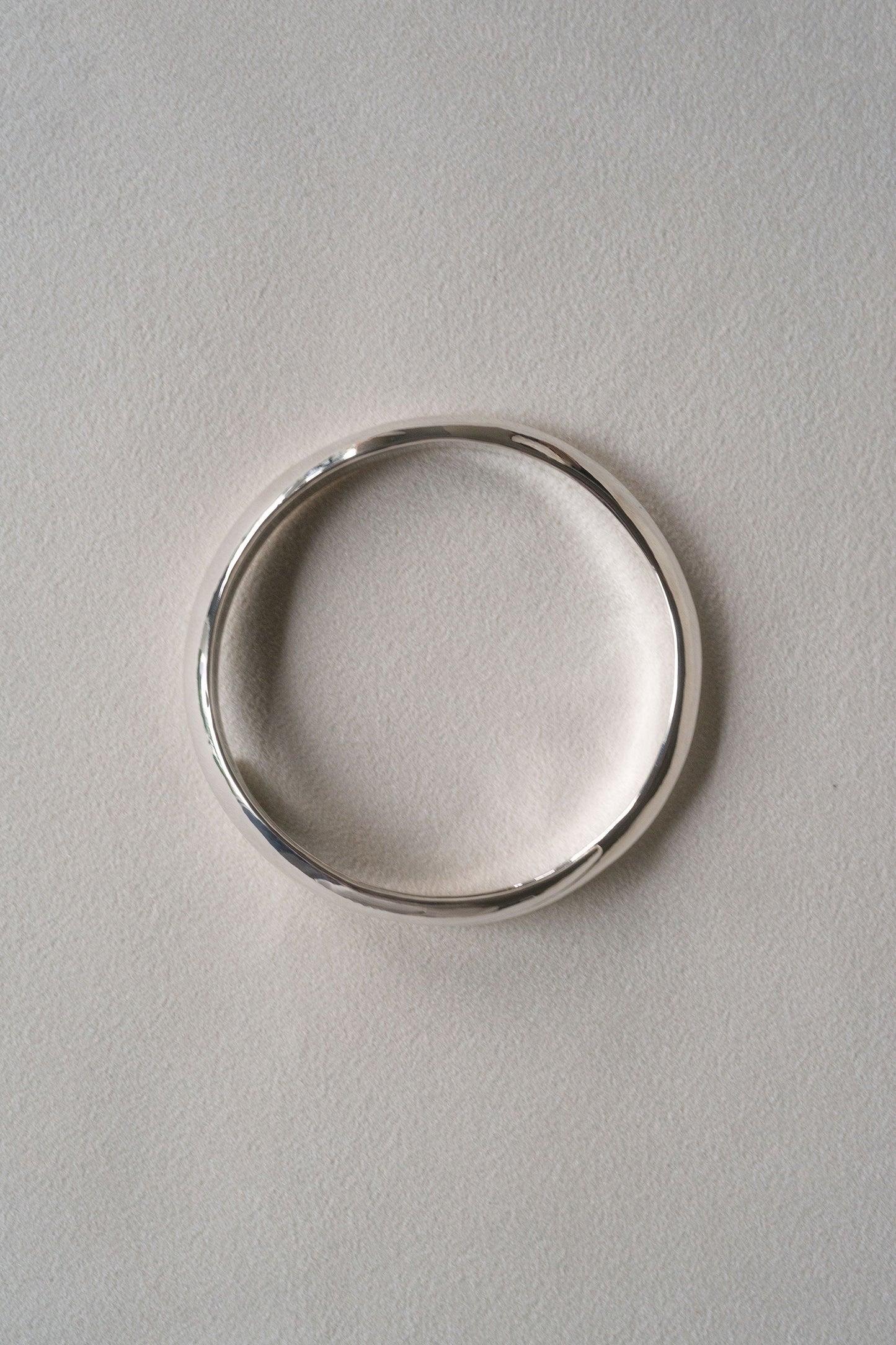 LARGE WILLOW BANGLE
