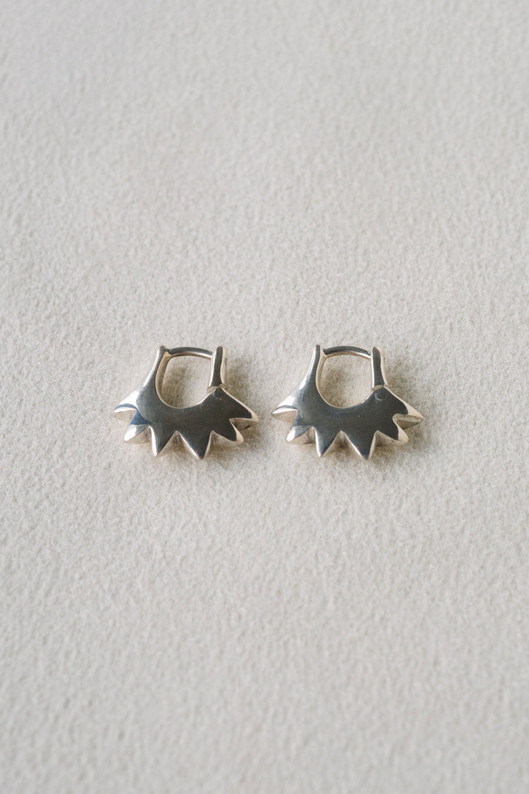 TINY SUN HOOPS｜R.ALAGAN(ララガン)公式通販｜サン(太陽)ピアス