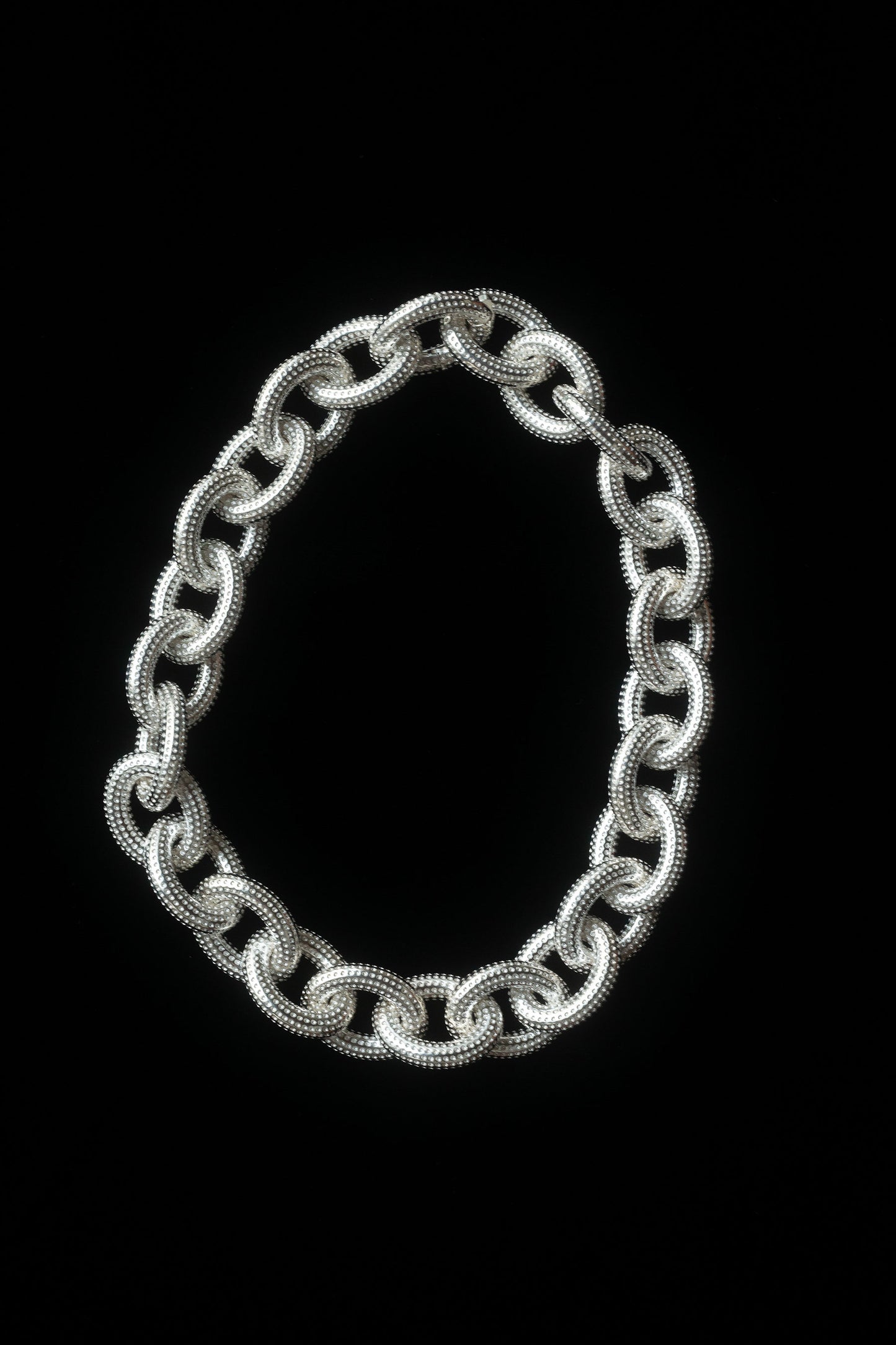 ENTWINED NECKLACE