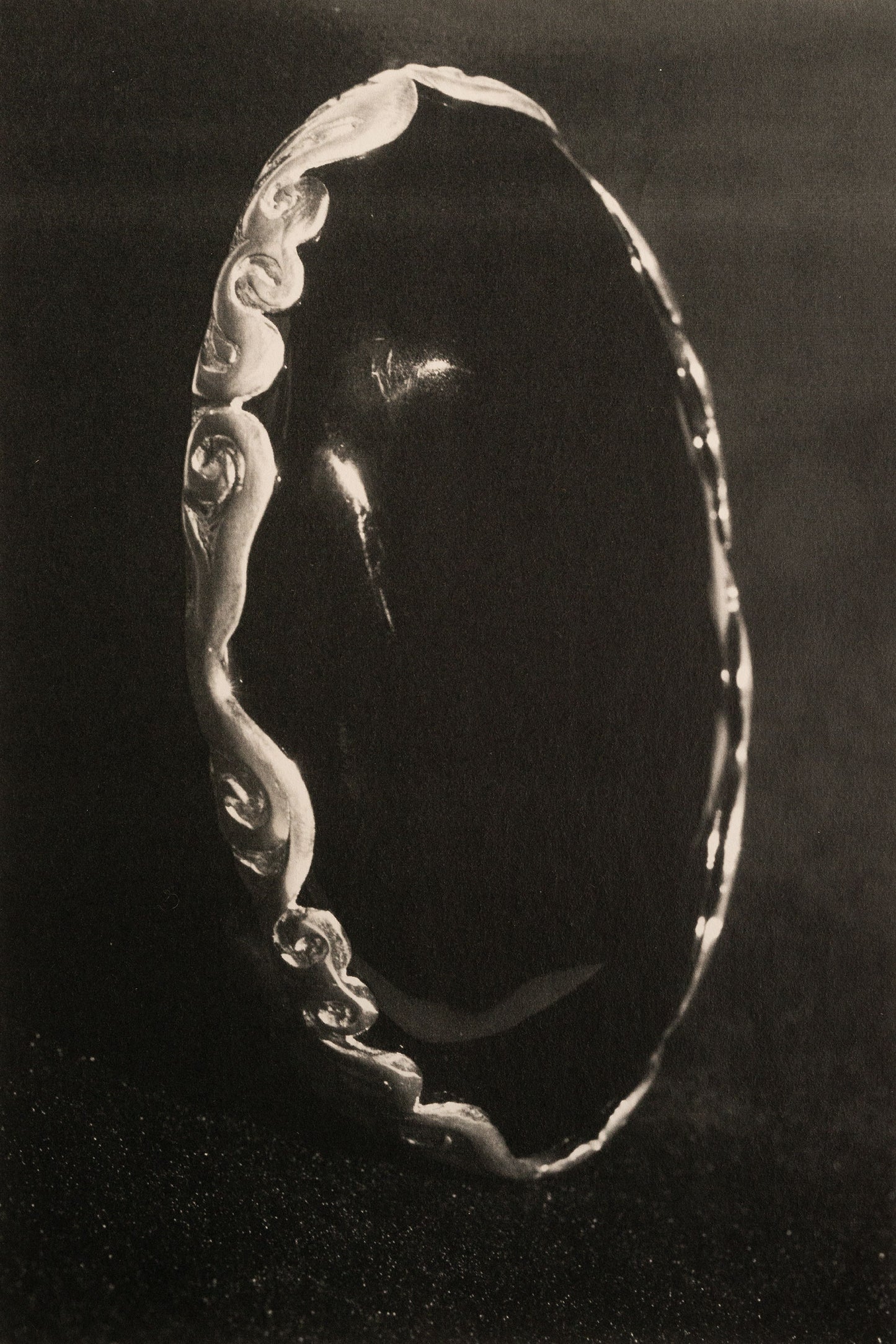 NOIR RENE BROOCH