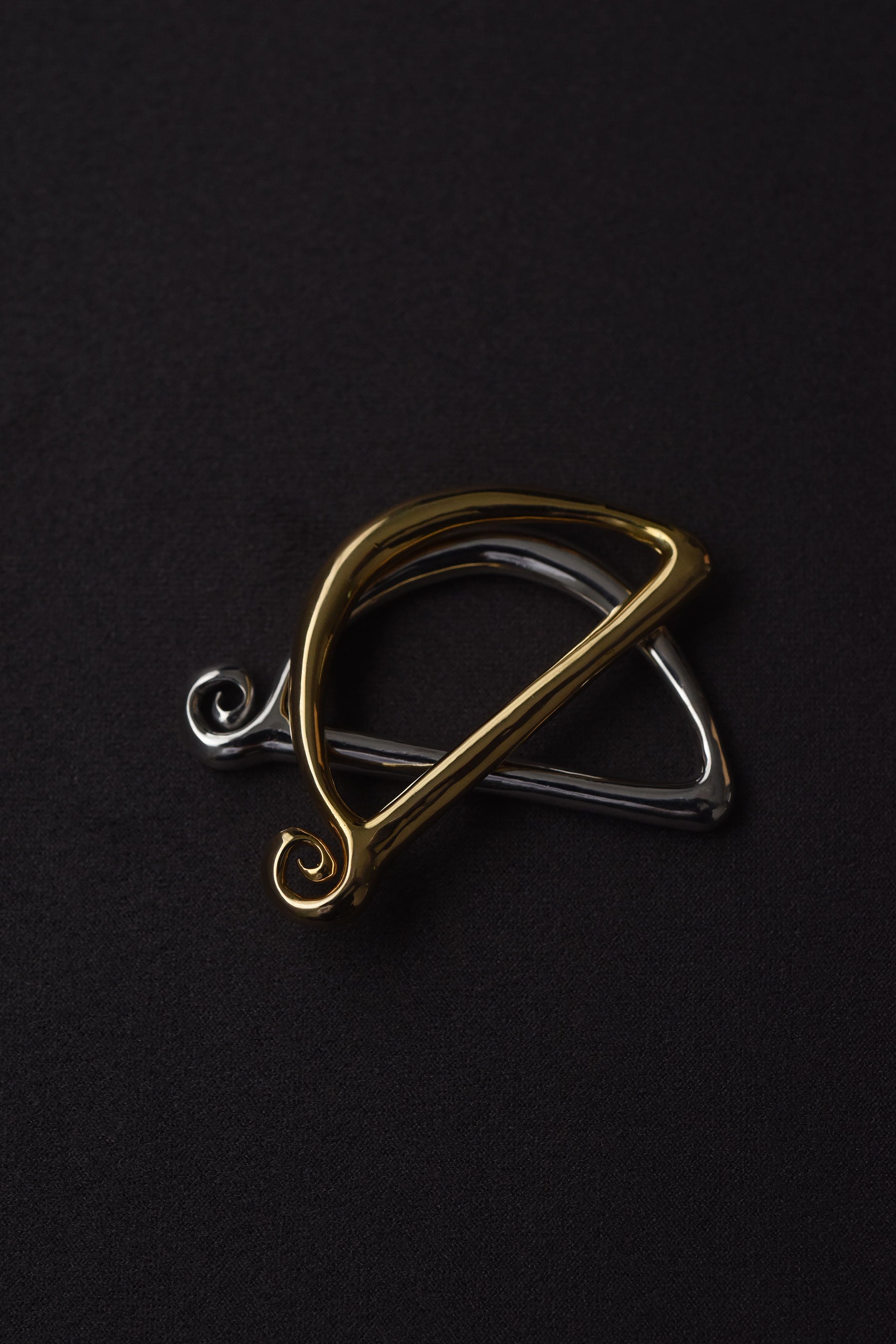FIBULA RING