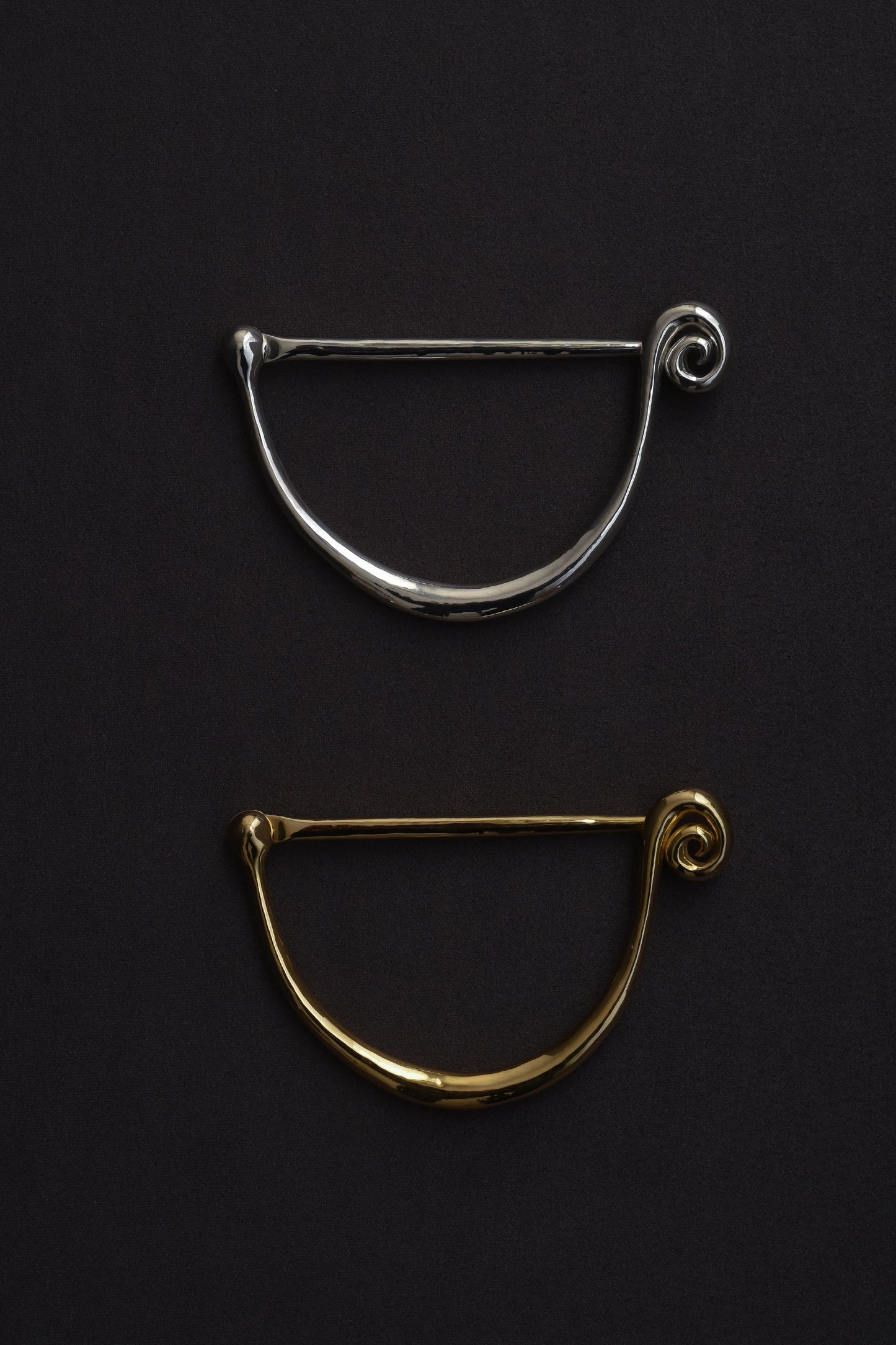 FIBULA BANGLE
