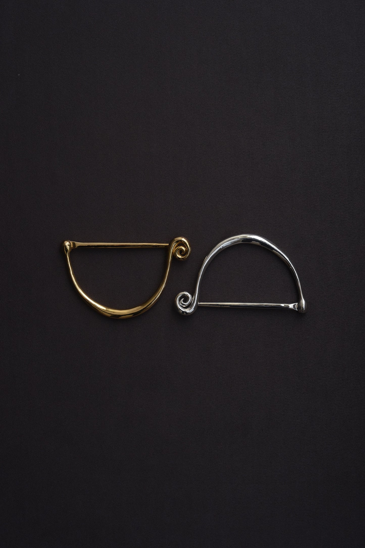 FIBULA BANGLE