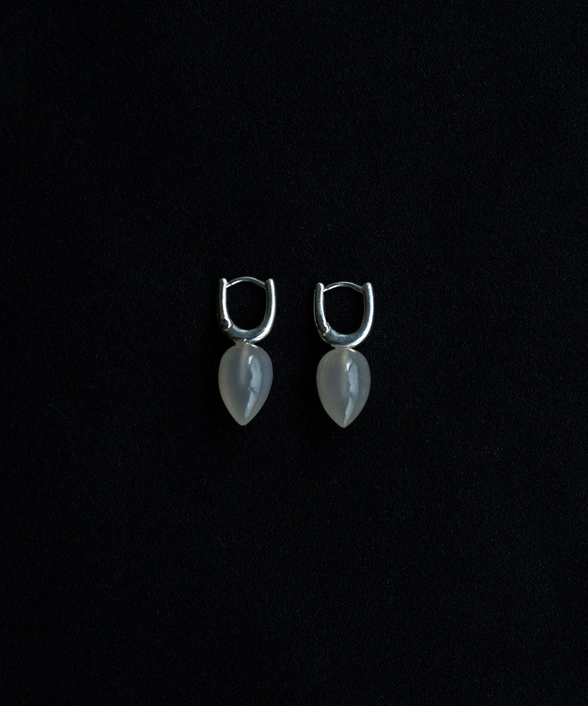 <tc>DEWDROP STONE HOOPS</tc>