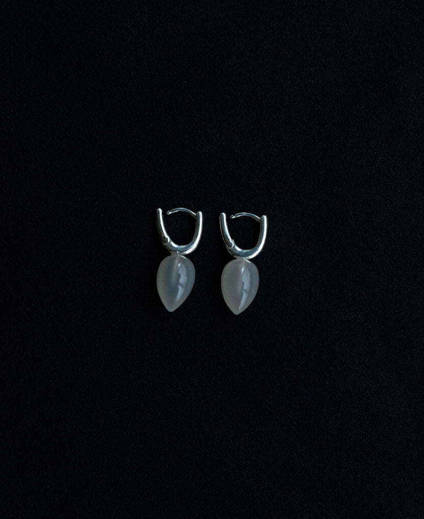 <tc>DEWDROP STONE HOOPS</tc>