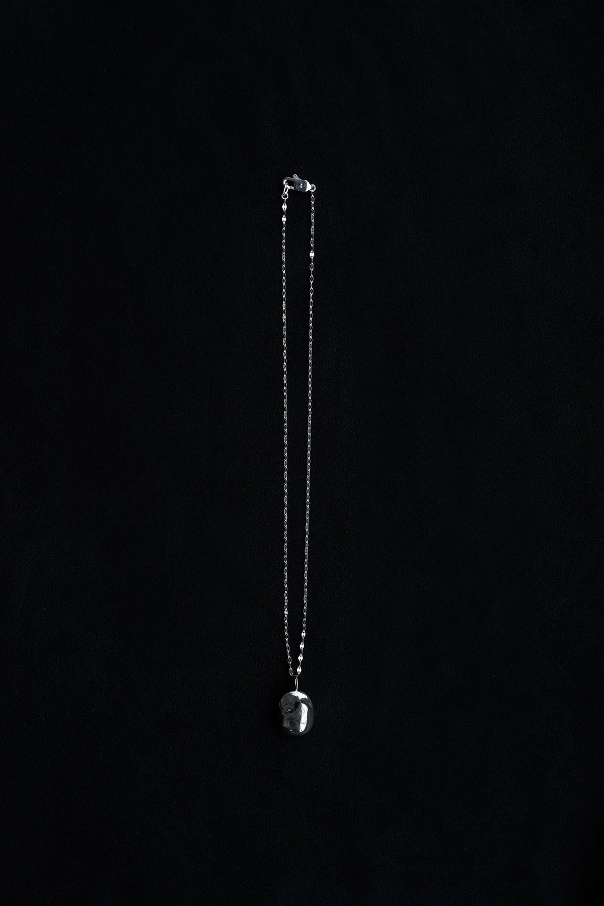 SILVER PEARL  NECKLACE