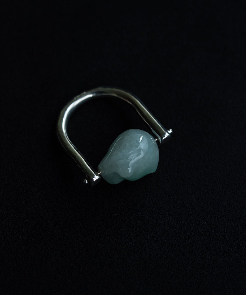 <tc>DISTORTED STONE RING</tc>