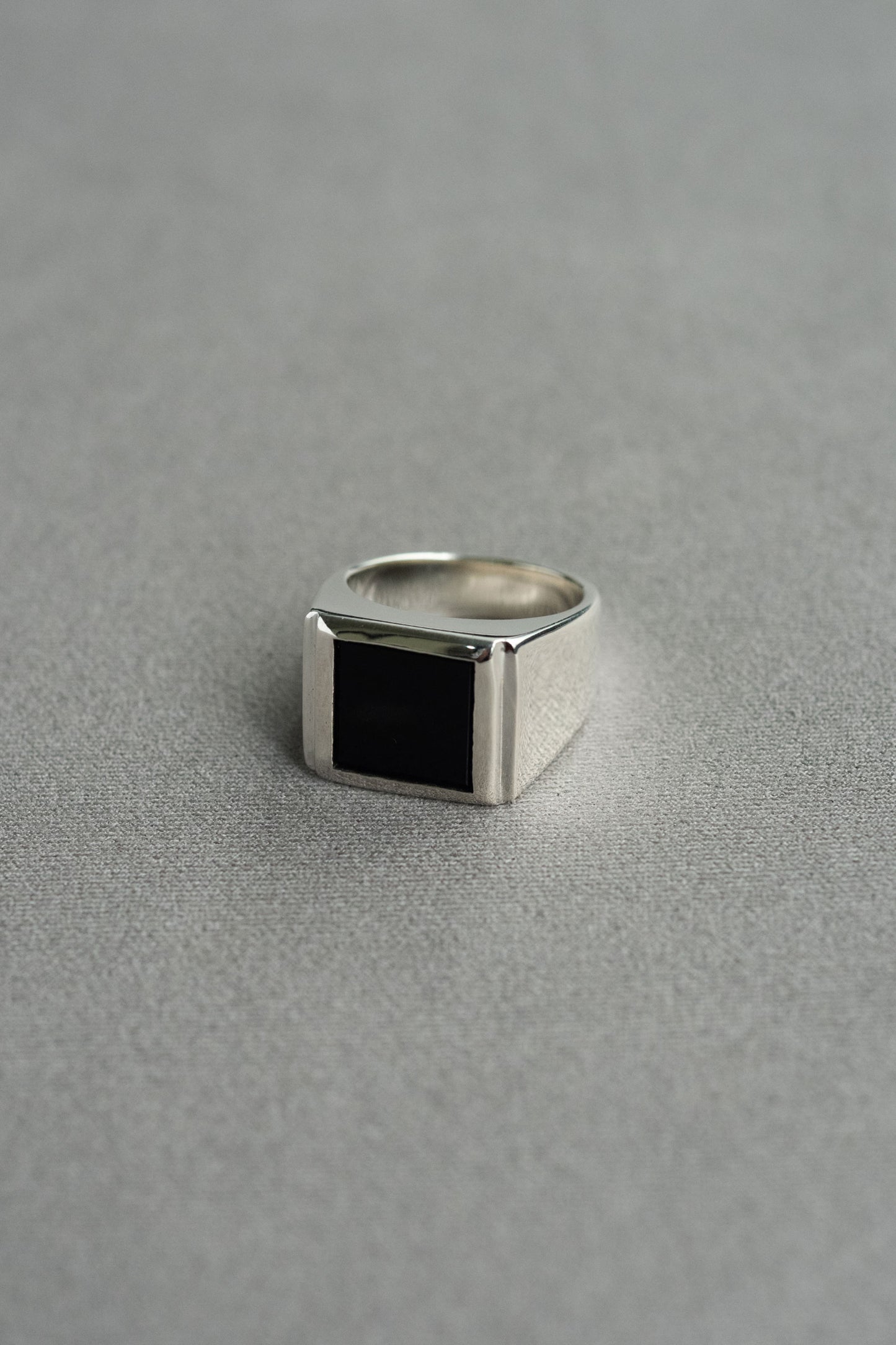 GRAND FATHER RING /ONYX