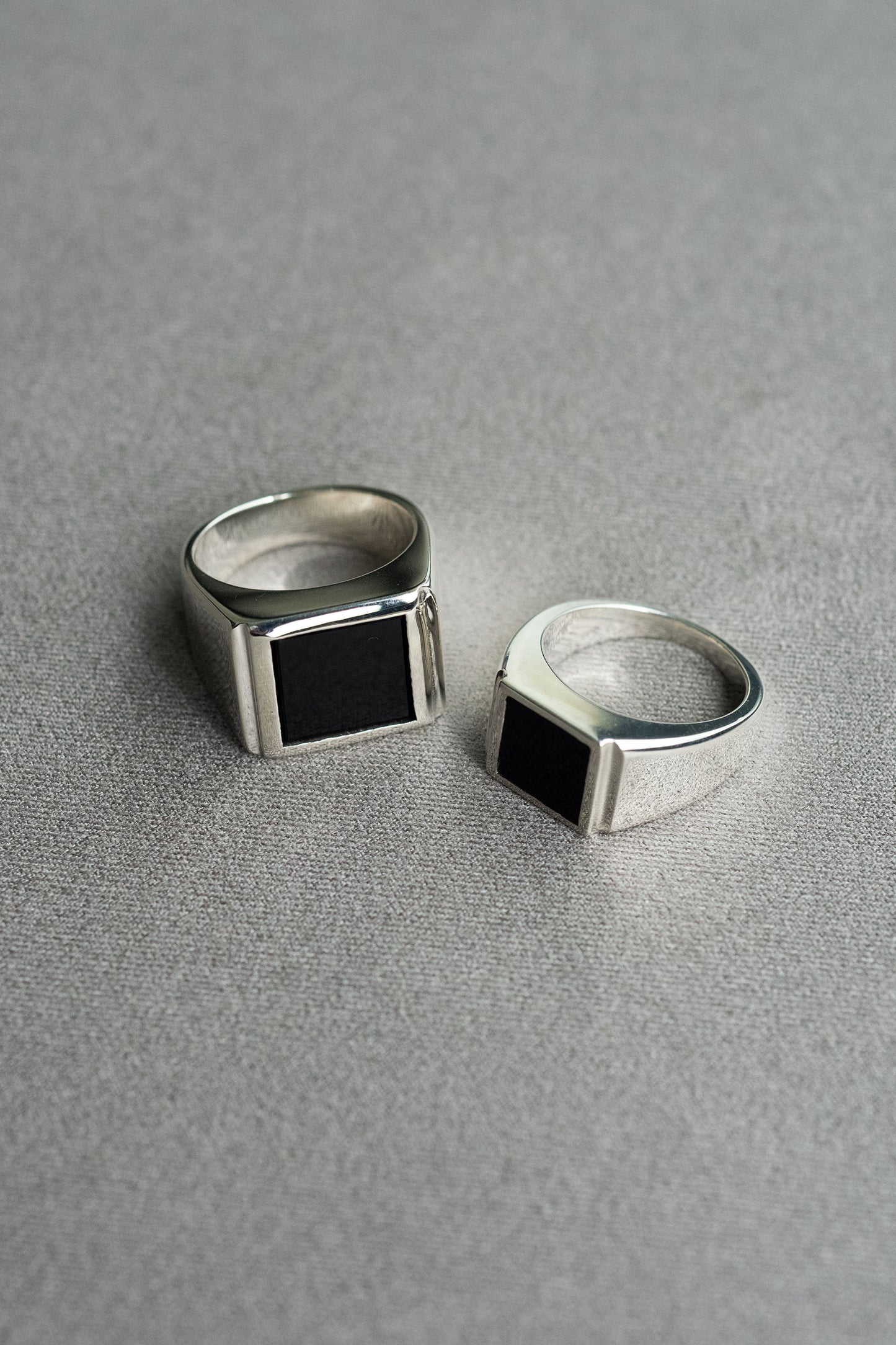 SIGNET RING /ONYX
