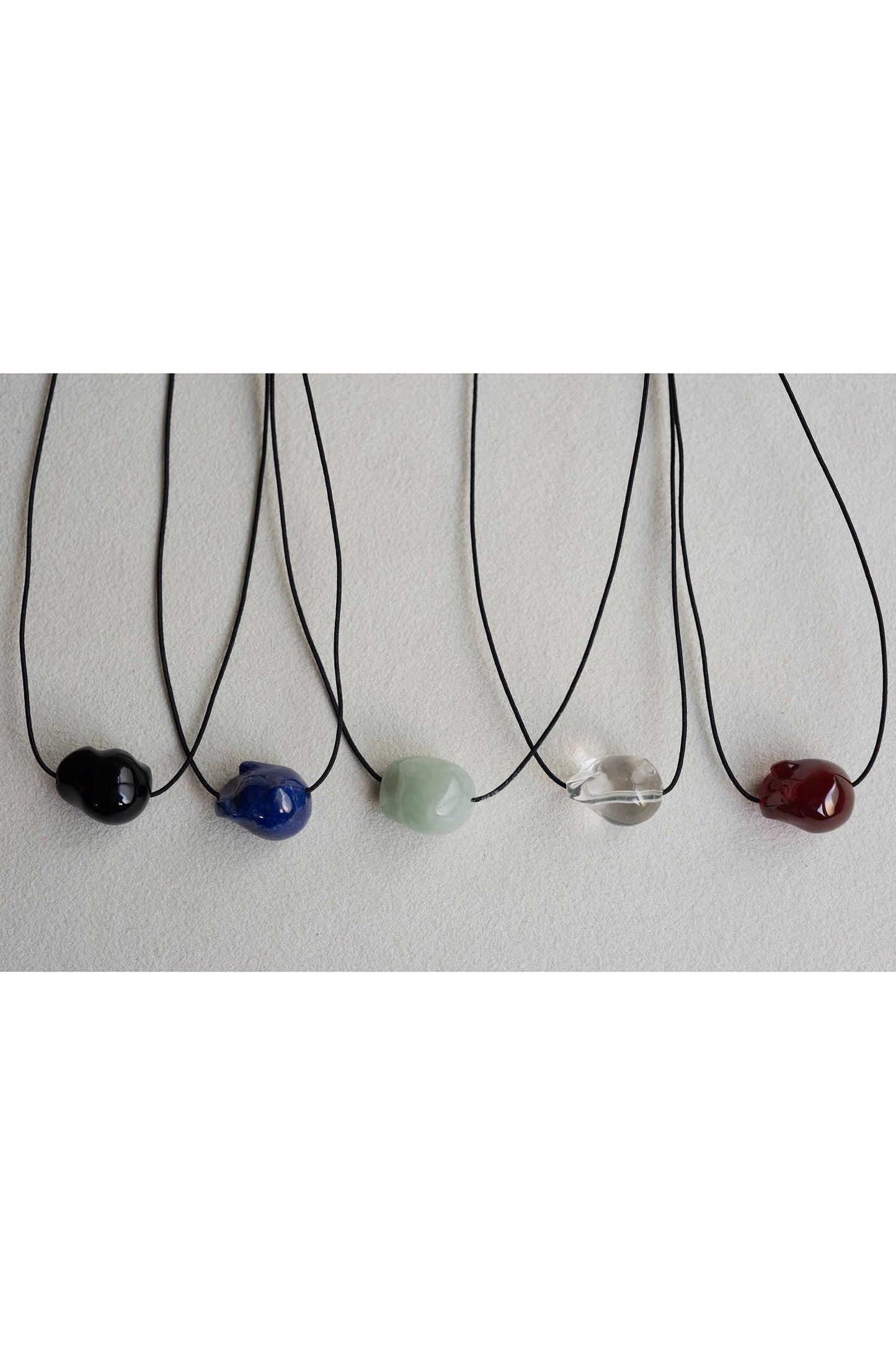 DISTORTED STONE CHOKER